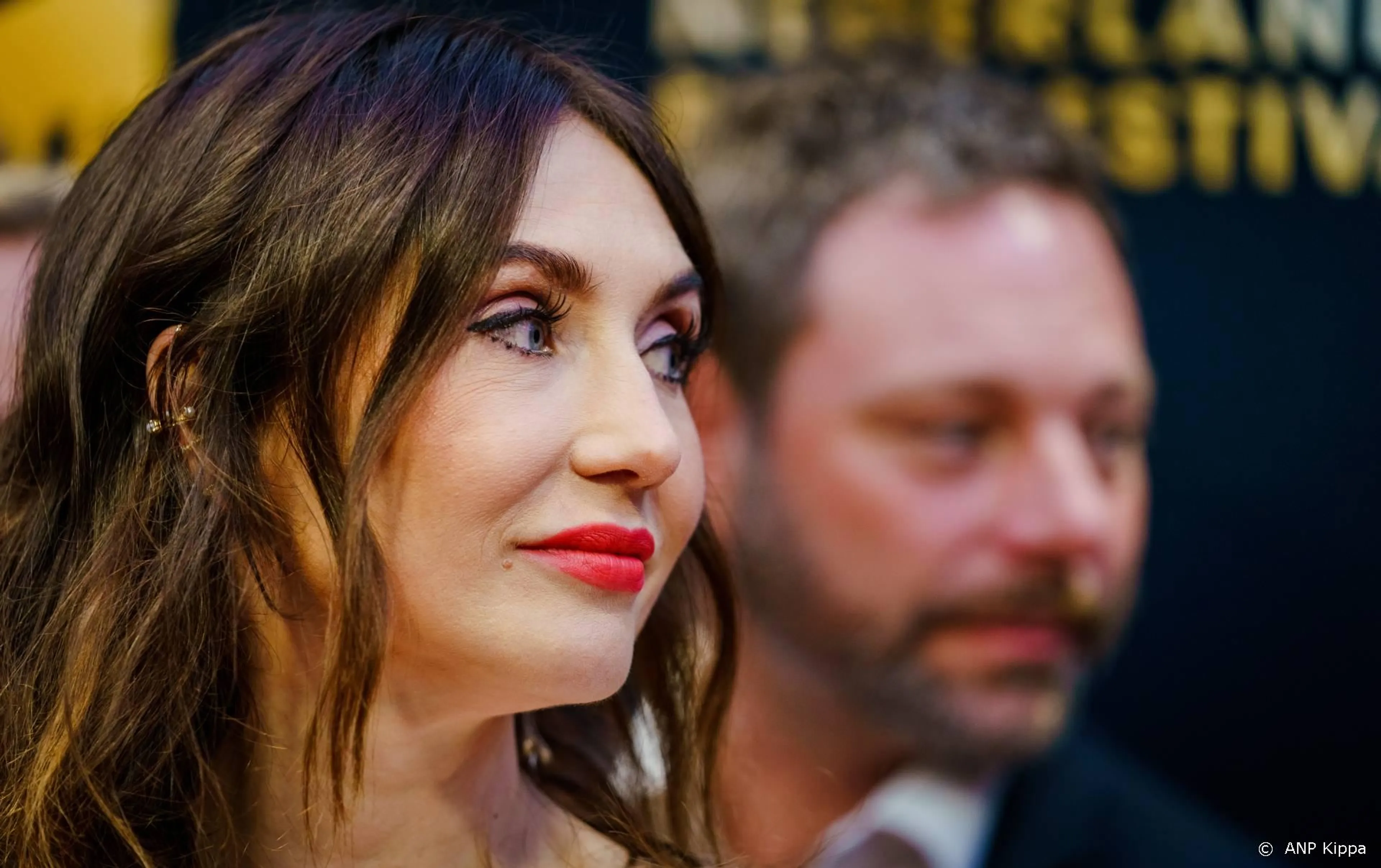 Carice van Houten gilt om B&B Vol Liefde
