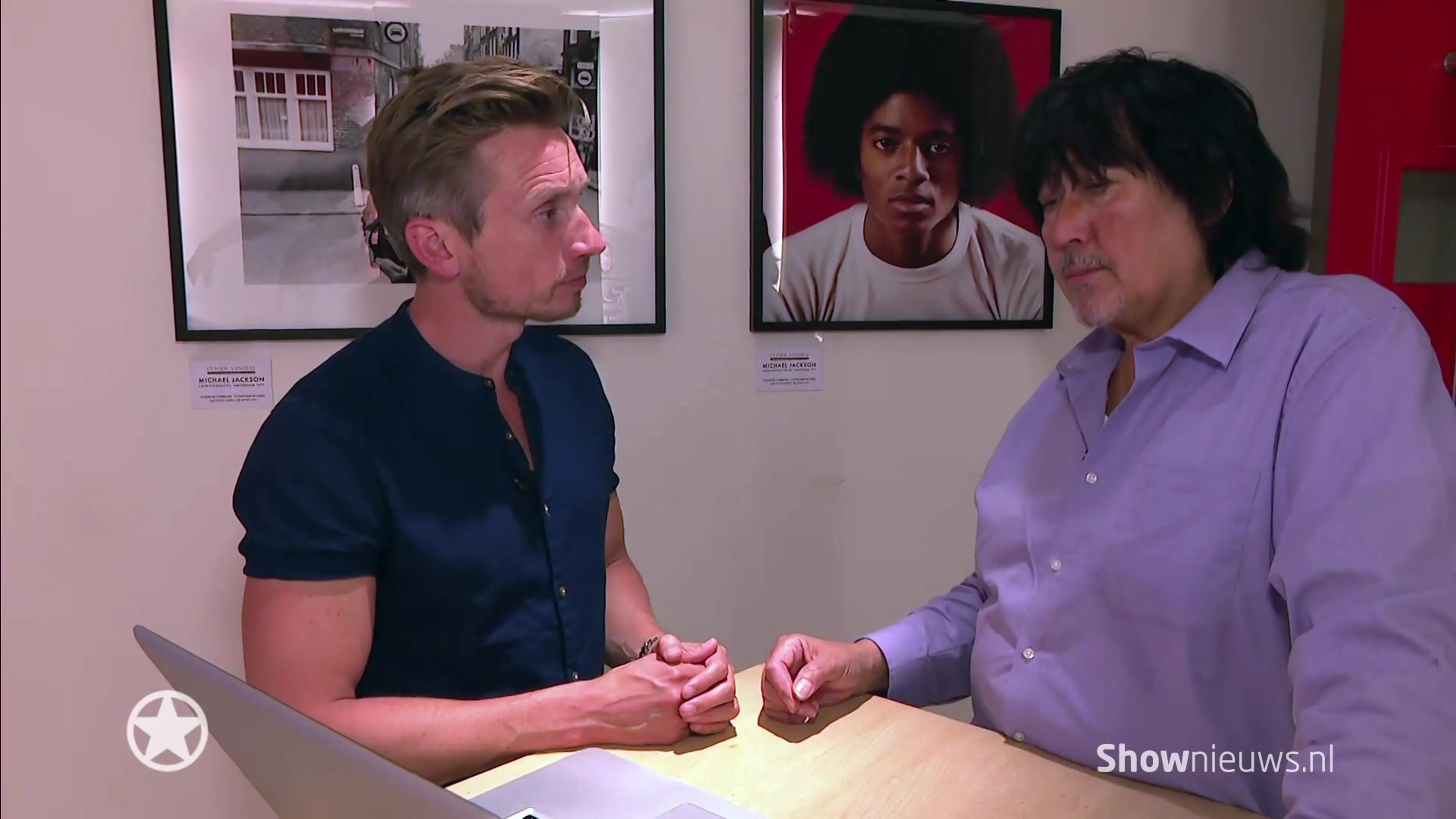Koos spreekt Nederlandse staffotograaf van de Jacksons