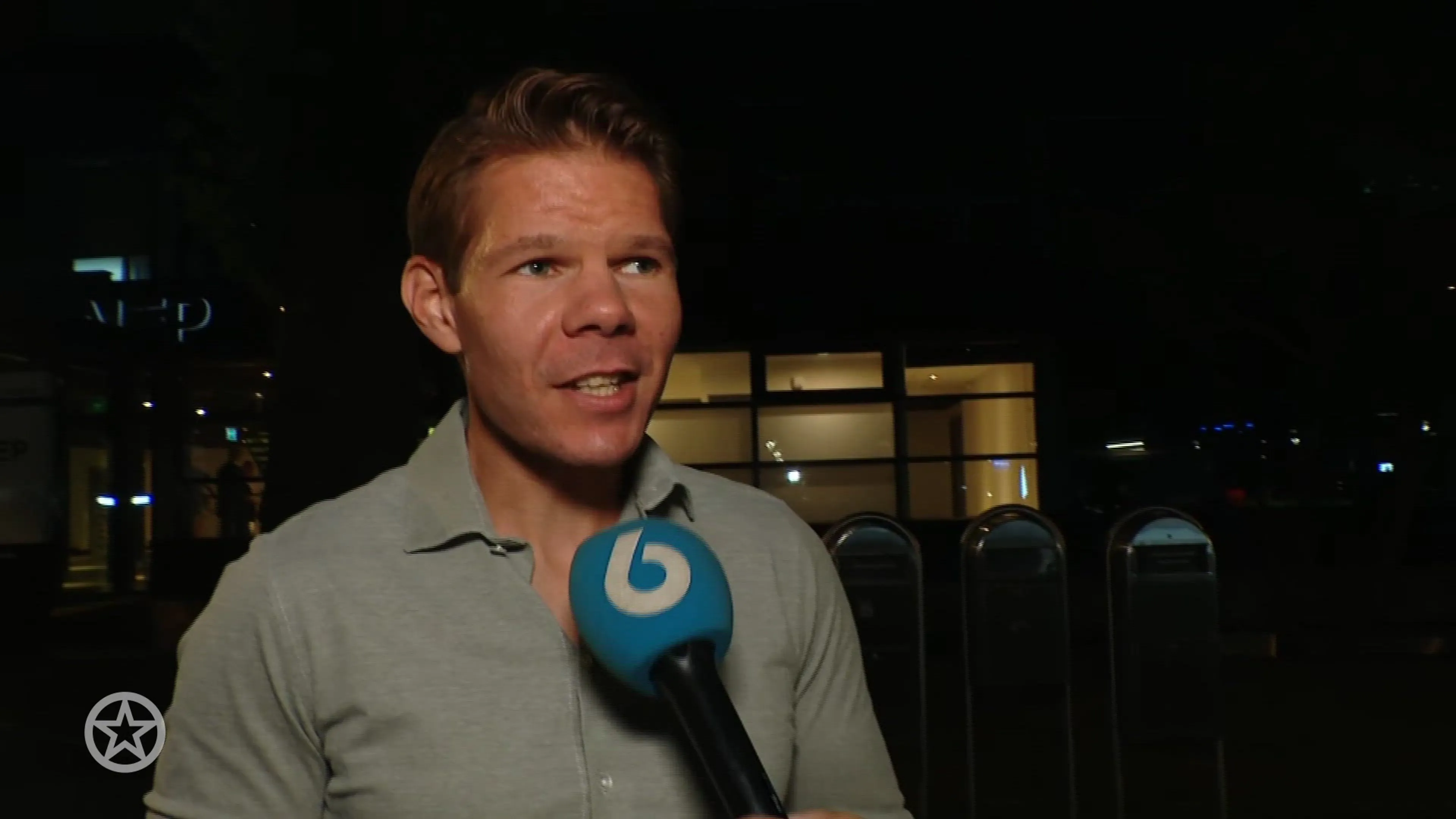 Victor Vlam blikt terug op pittige avond in De Oranjezomer: 'Langste uitzending ooit'