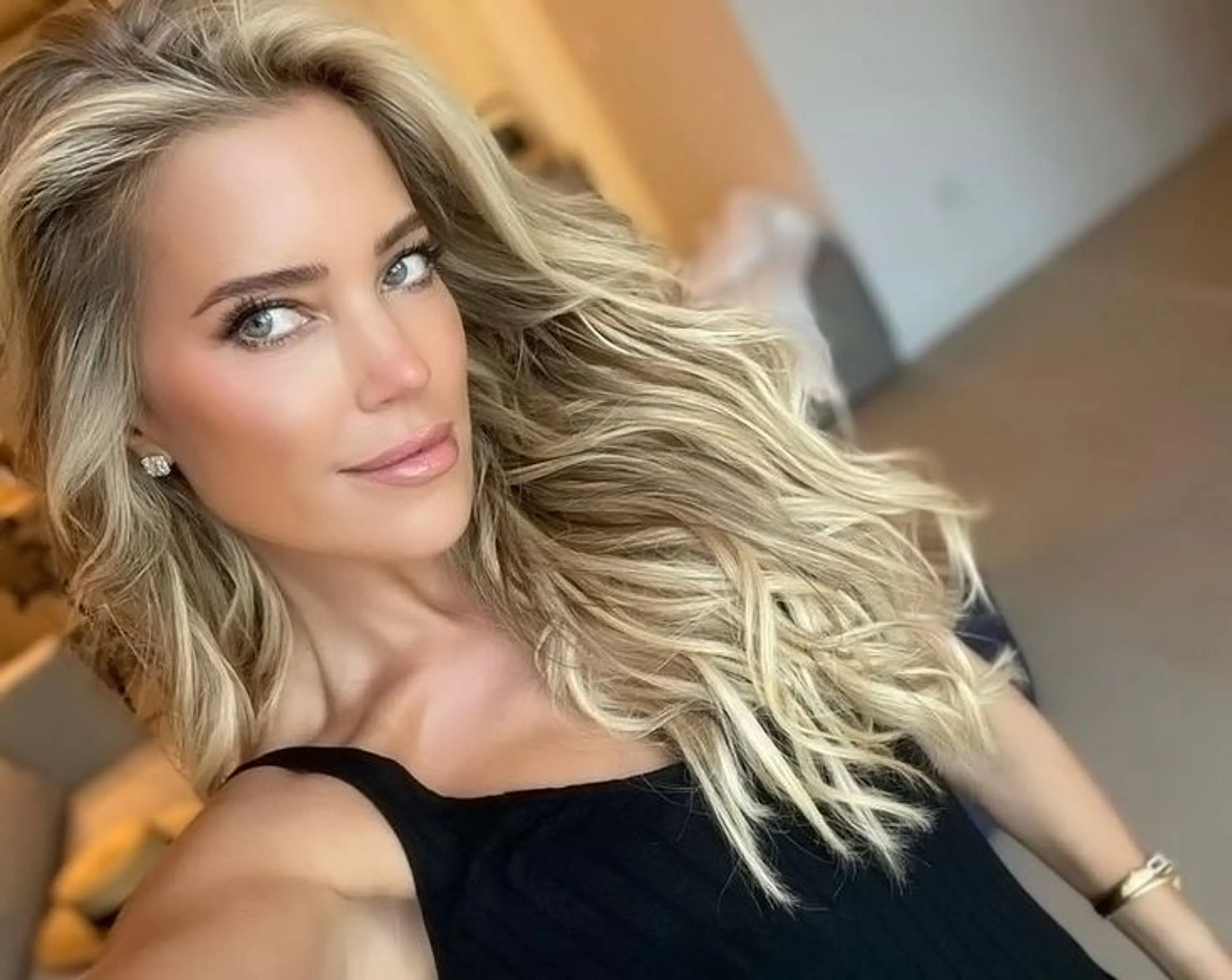 Sylvie Meis blikt terug op strijd tegen borstkanker: 'Dat koppige heeft mijn leven gered'