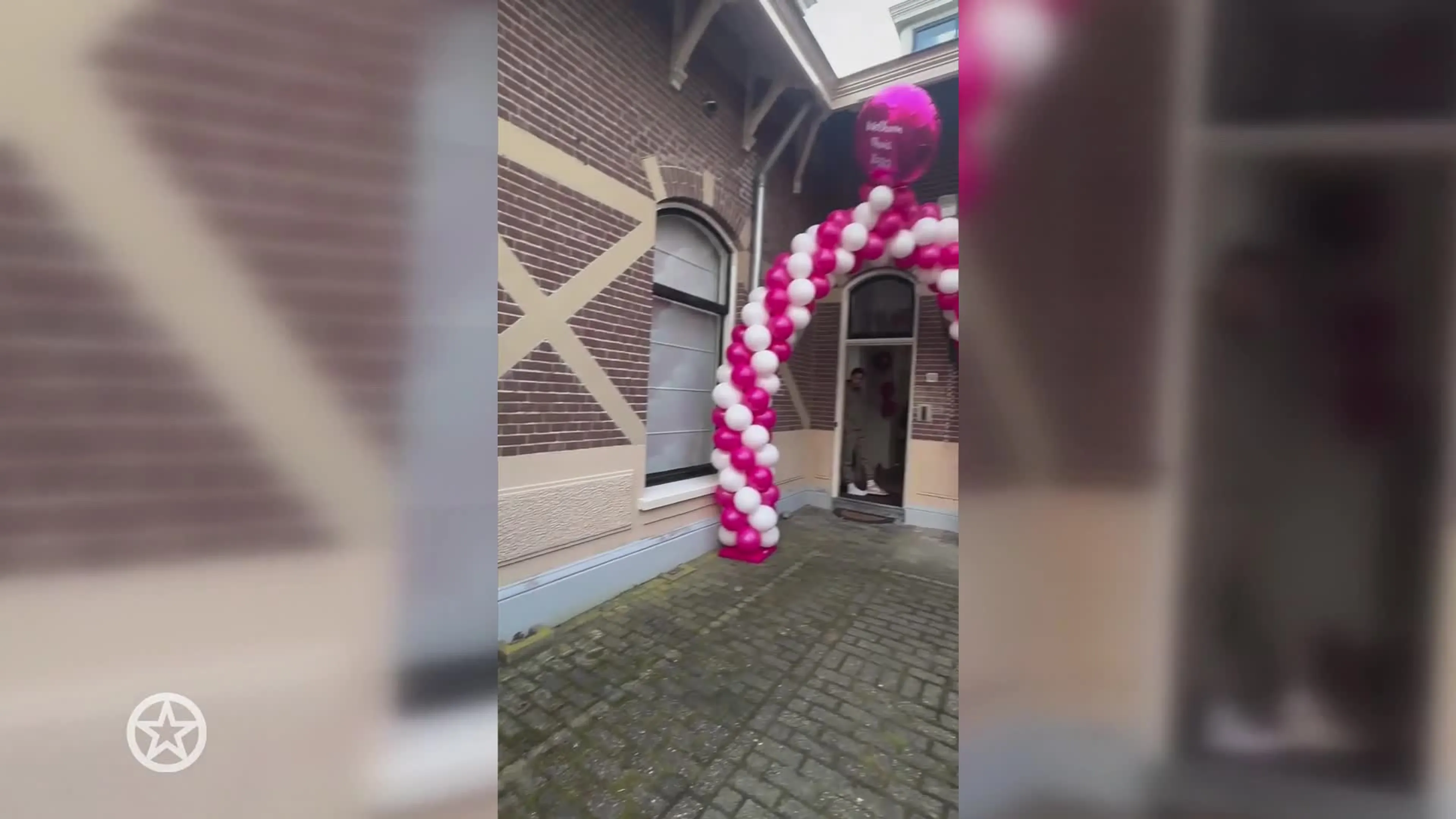 Dochter Wendy van Dijk is thuis