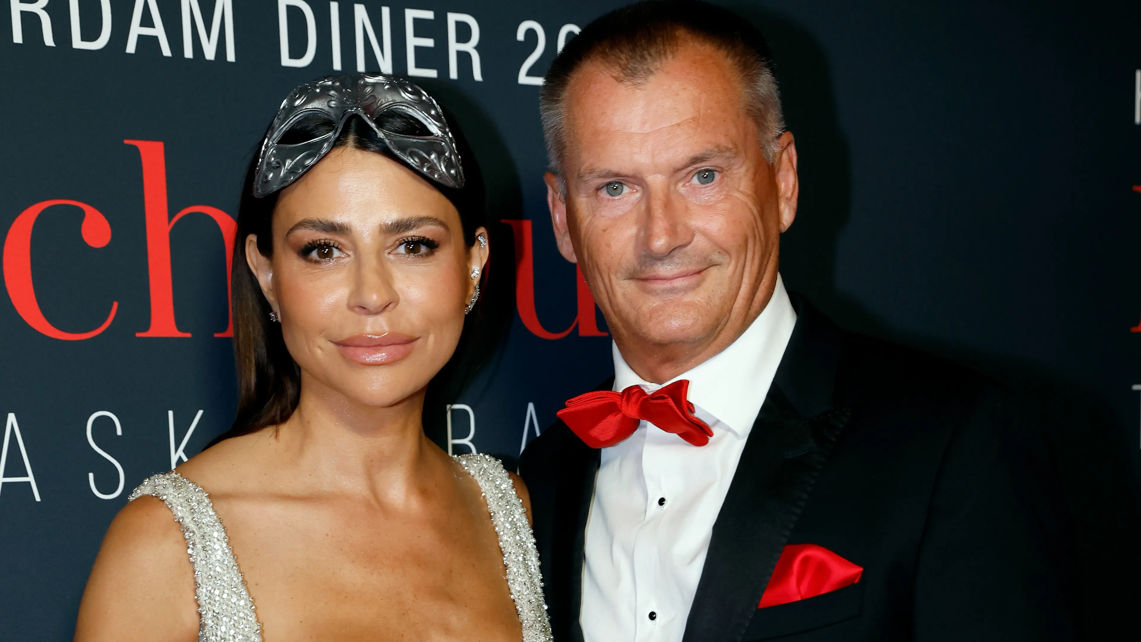 Olcay Gulsen geeft inkijkje in nieuwe peperdure villa in Blaricum: 'Waanzinnig mooi'