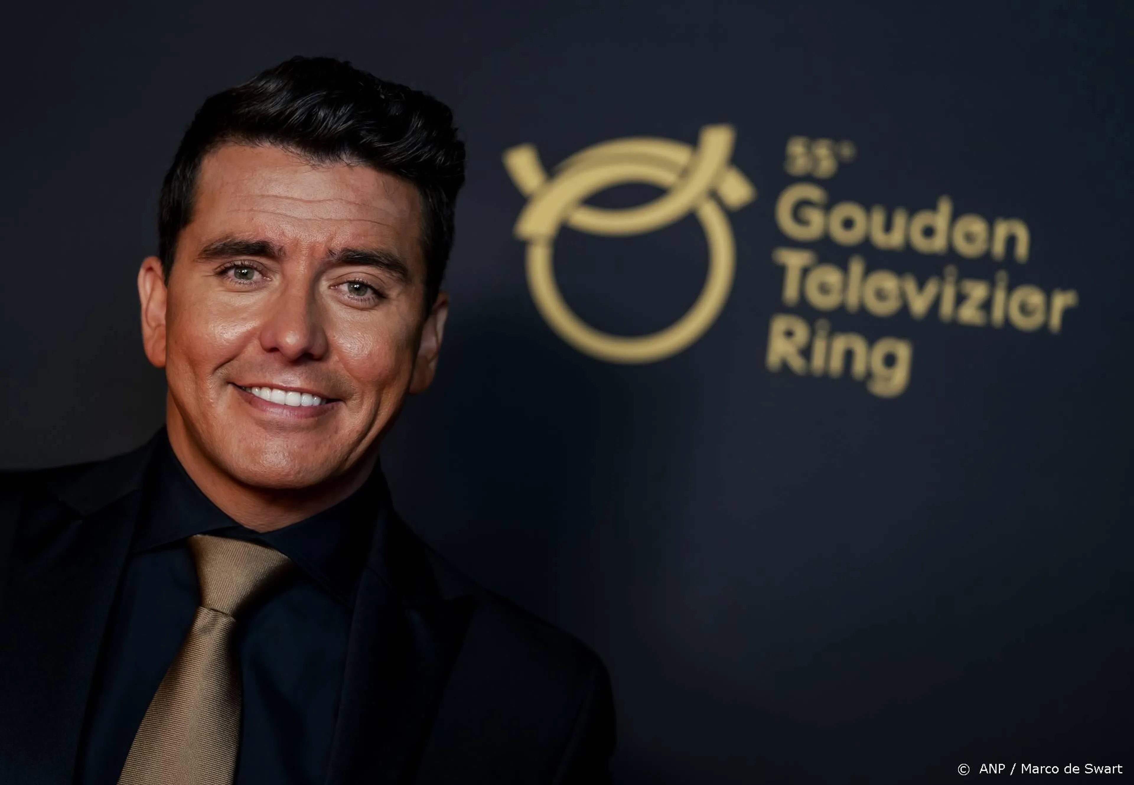Kijkers Songfestival gaan los om 'duckface' Jan Smit 