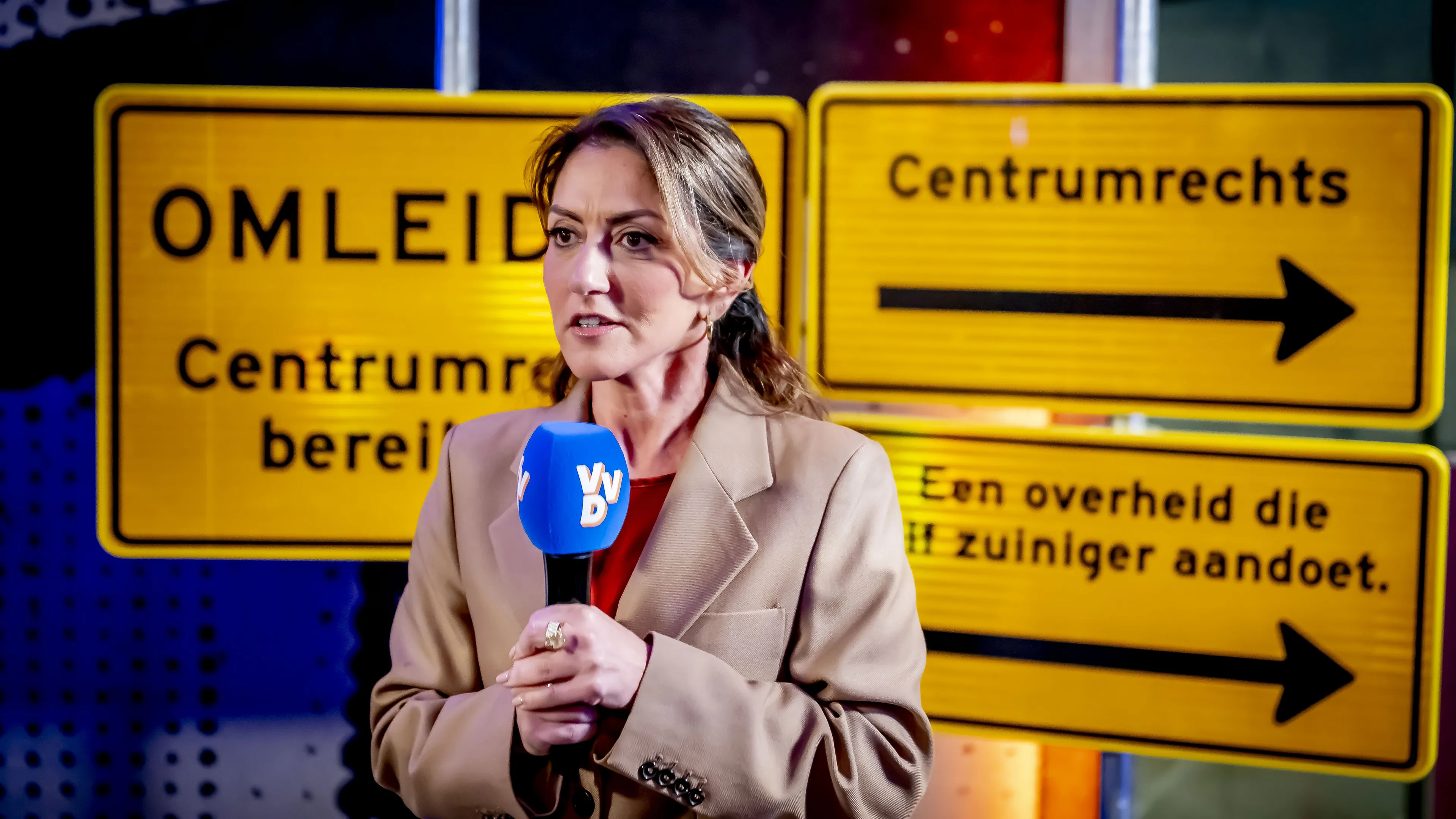 Dilan Yeşilgöz naar veilige plek om 'verdachte situatie'