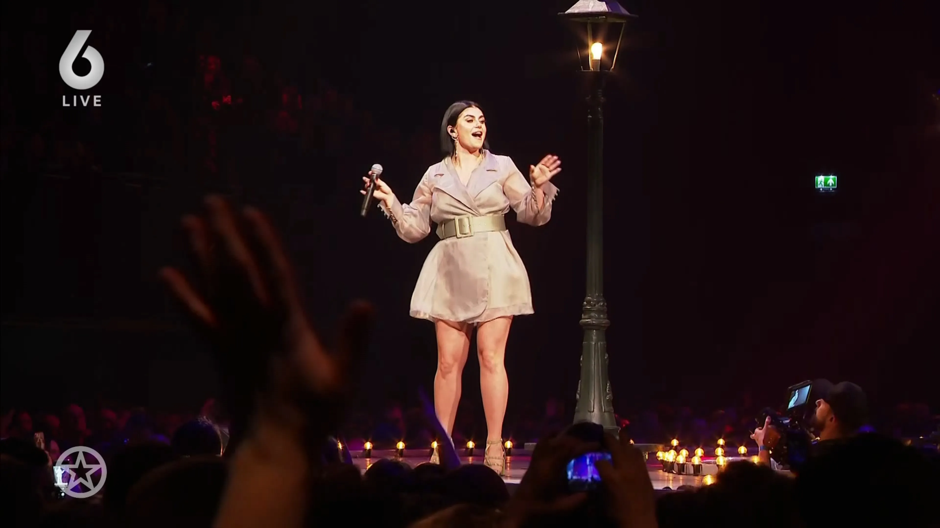 Roxeanne Hazes weer van de partij in Holland Zingt Hazes 2026