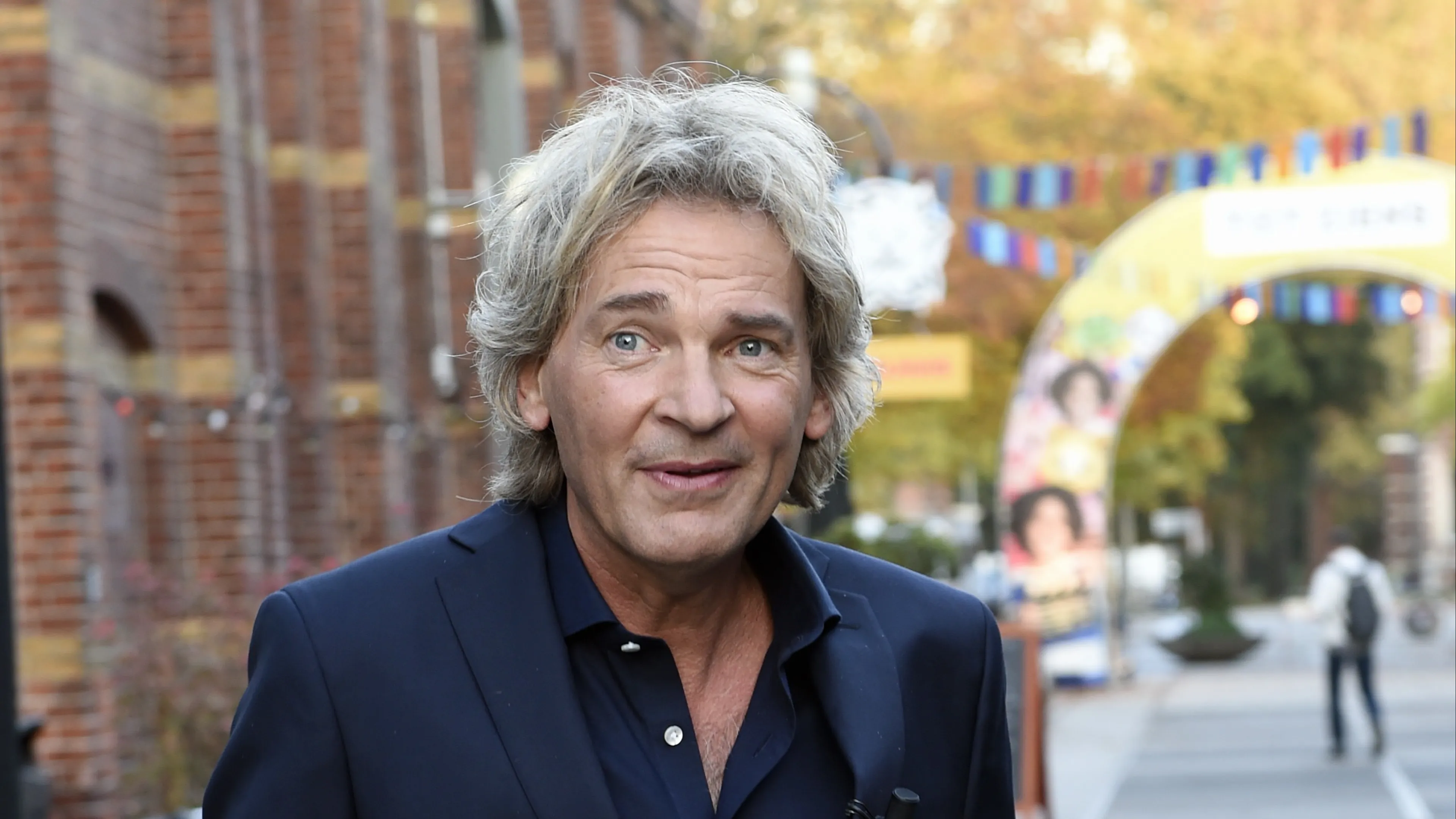Matthijs van Nieuwkerk breekt met BNNVARA, legt werk neer