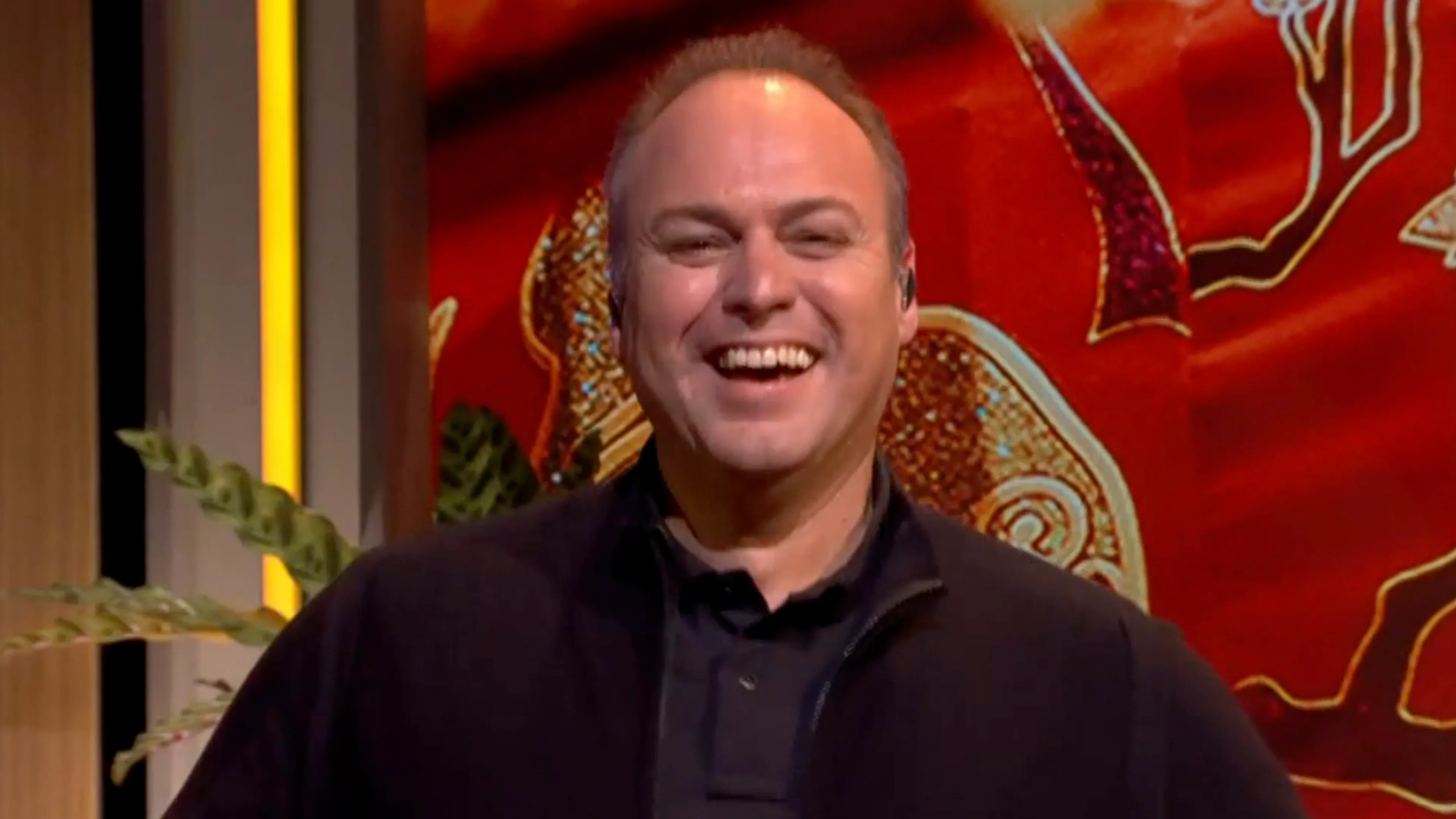 Frans Bauer zorgt met 'De Chinees' voor héérlijke opening van De Oranjezondag!