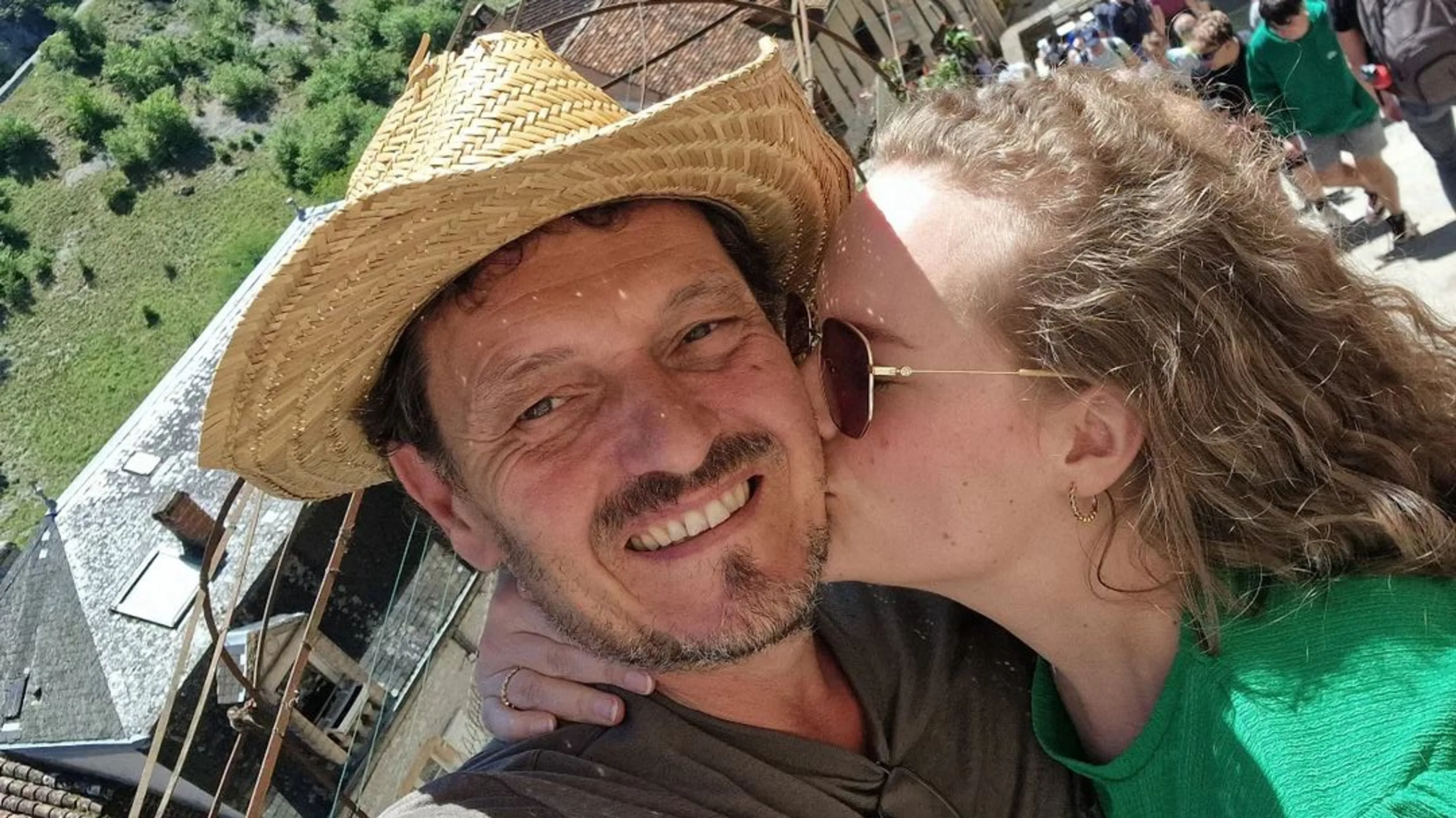 ZIEN: Gezinsuitbreiding bij B&B Vol Liefde-Walter en nieuwe vriendin