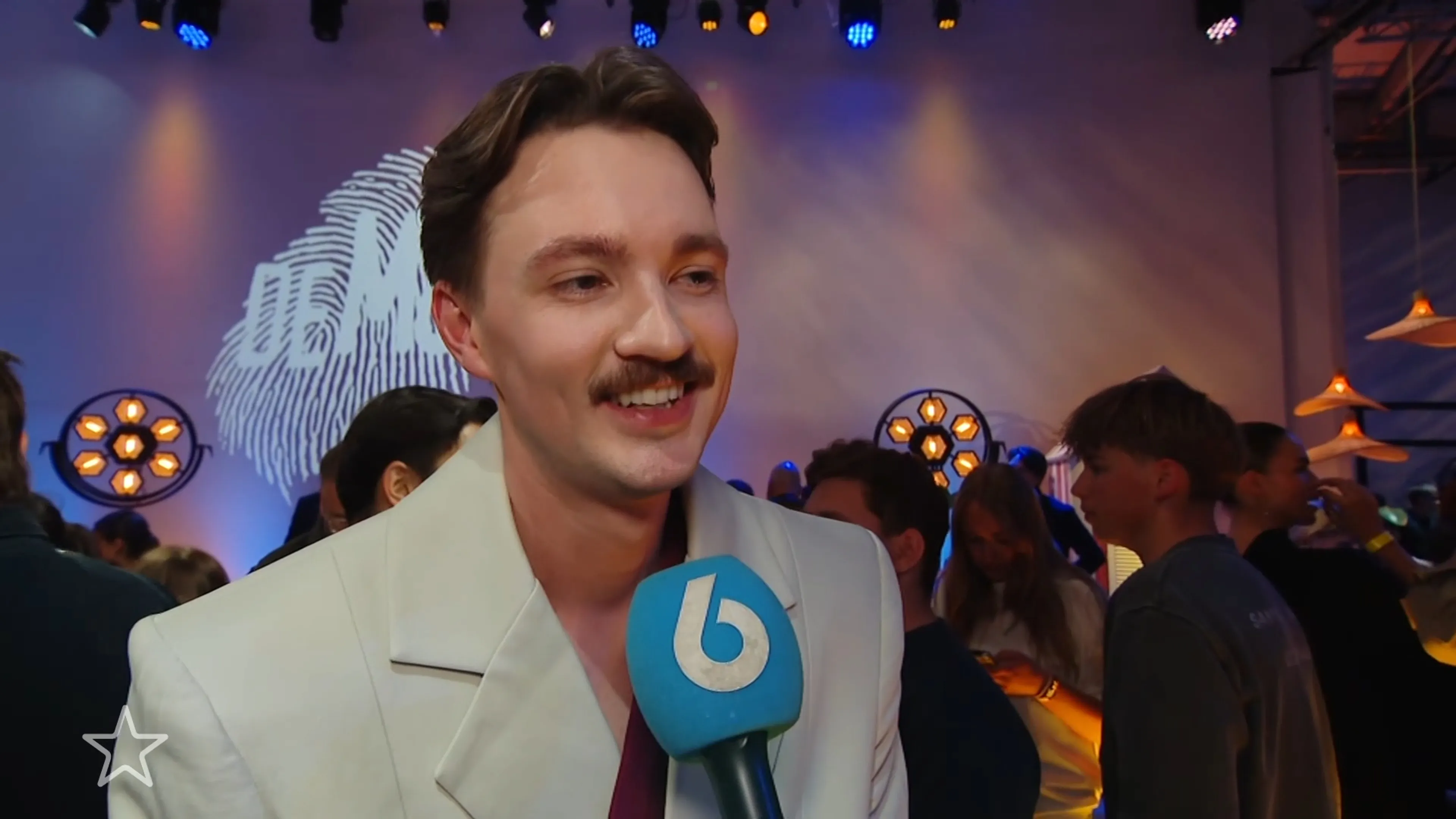 Bram Krikke doneert deel van prijzengeld na smoes in Wie is de Mol?