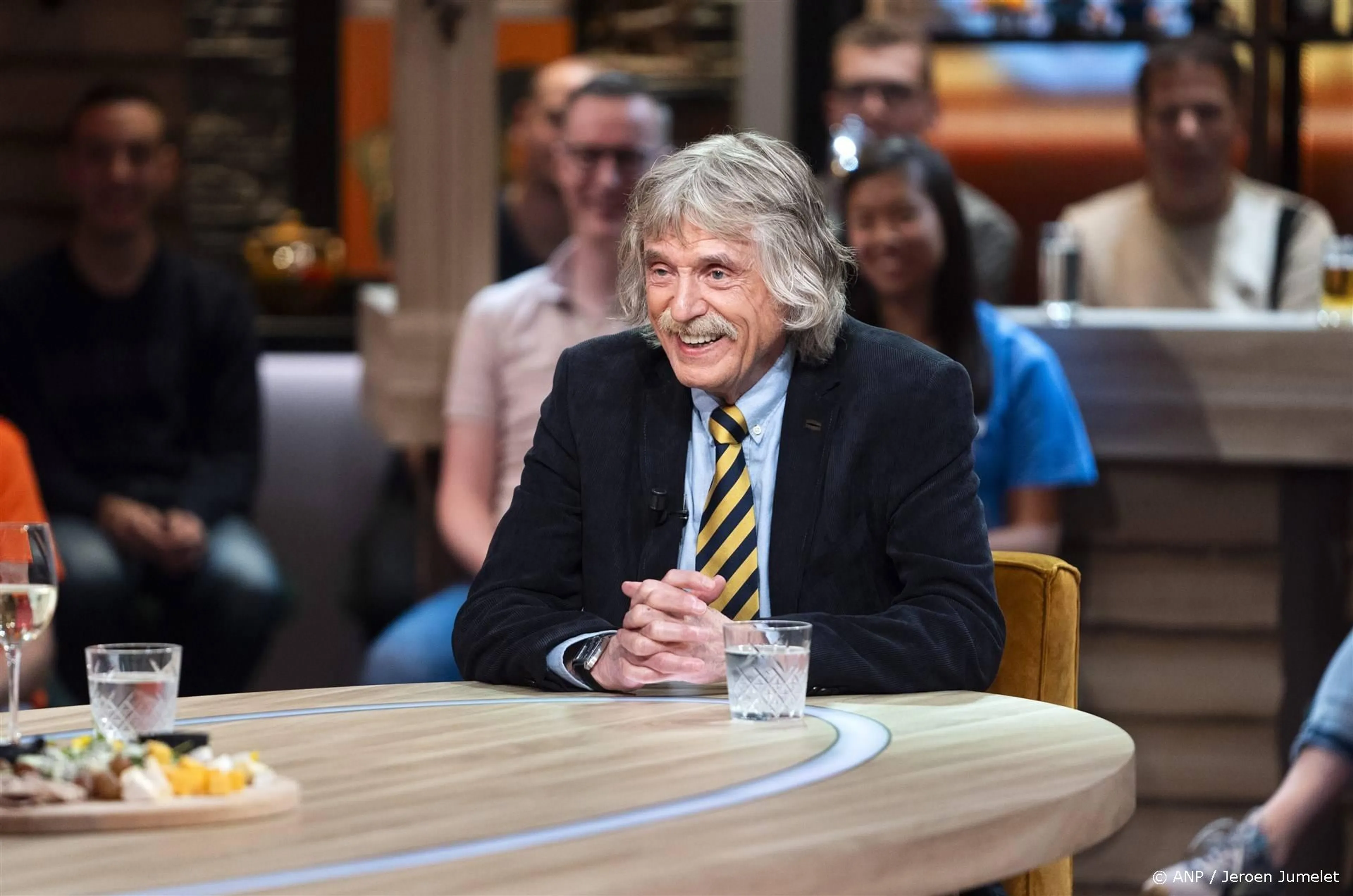 Hierom verliet Johan Derksen voortijdig de studio van Vandaag Inside