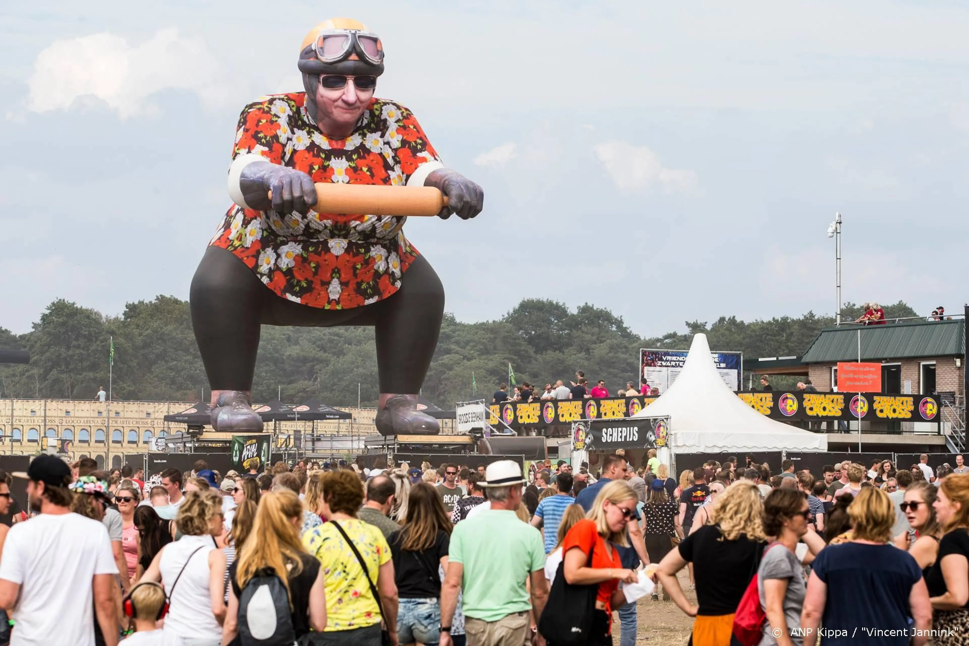 Afscheid Tante Rikie van Zwarte Cross jaar uitgesteld