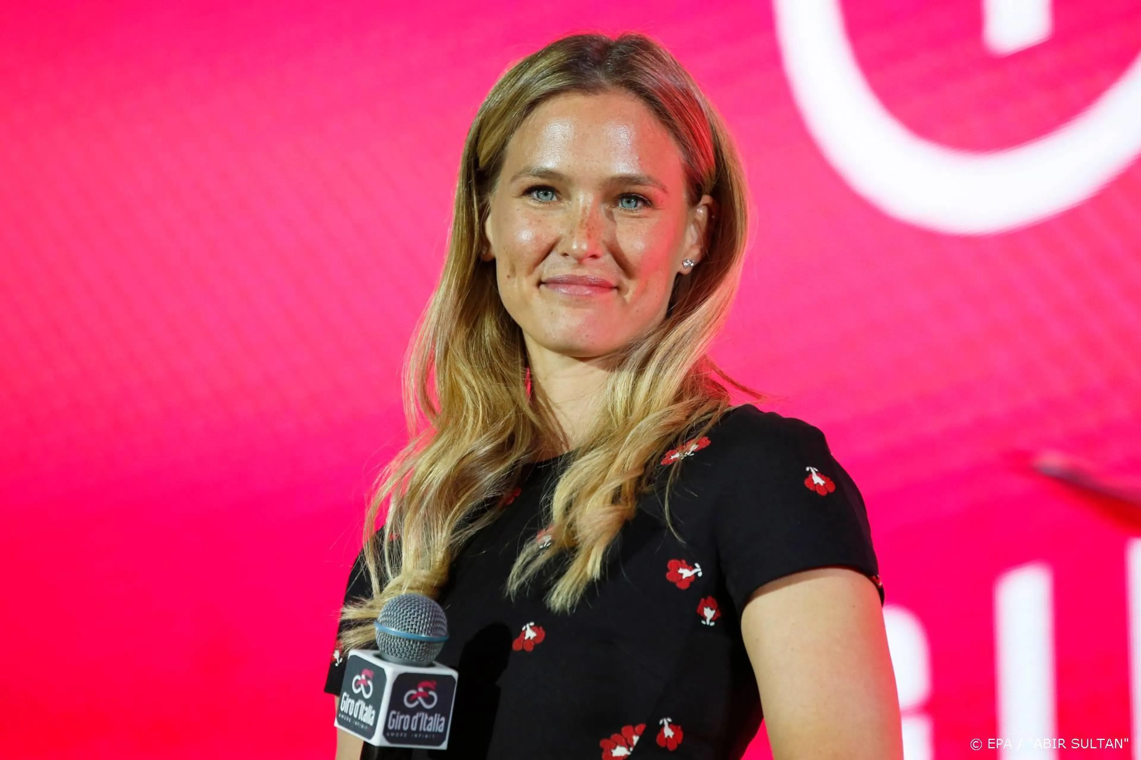 Bar Refaeli krijgt boete en taakstraf voor belastingontduiking