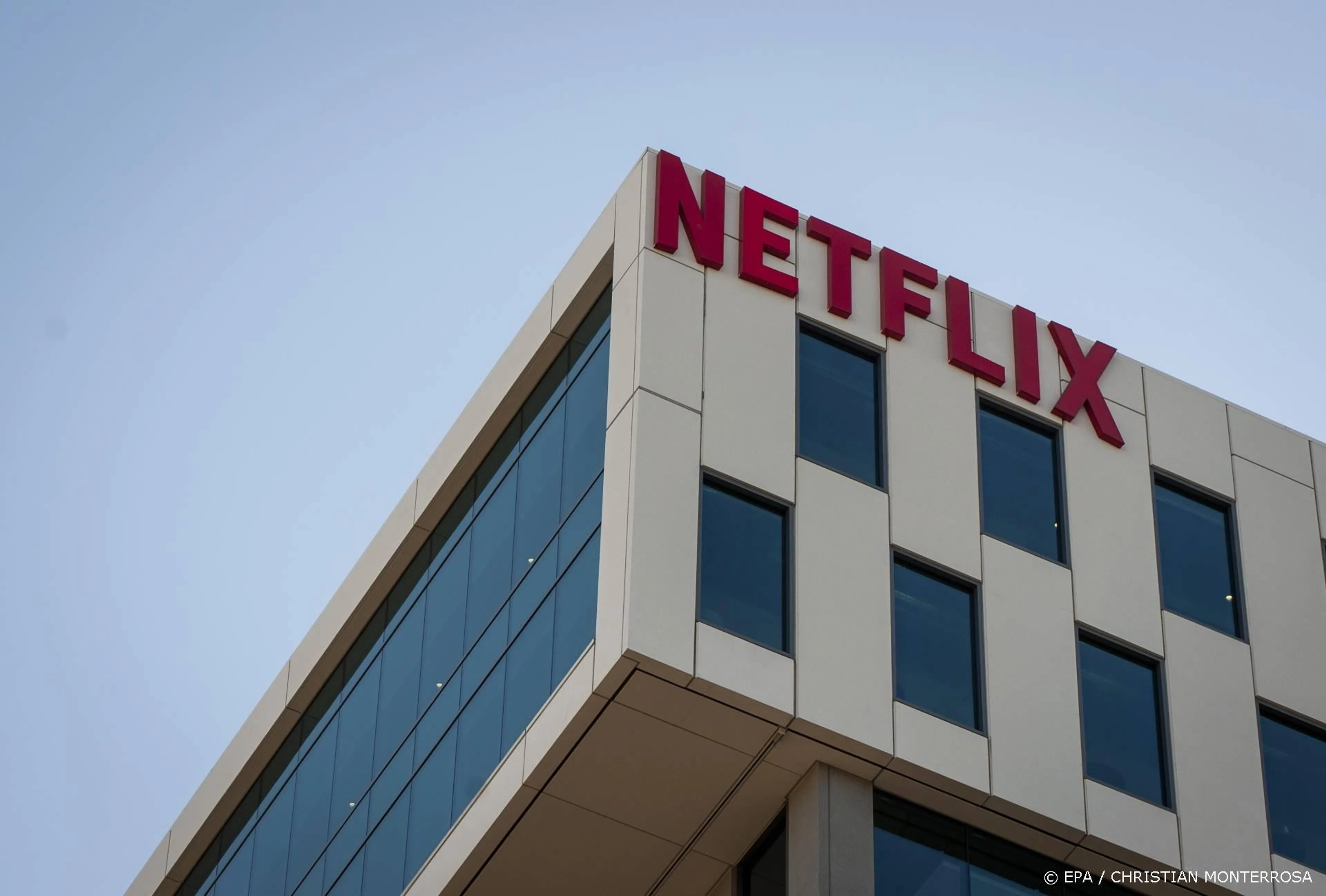 Een Tinder Swindler-hoofdpersoon wil schadevergoeding van Netflix