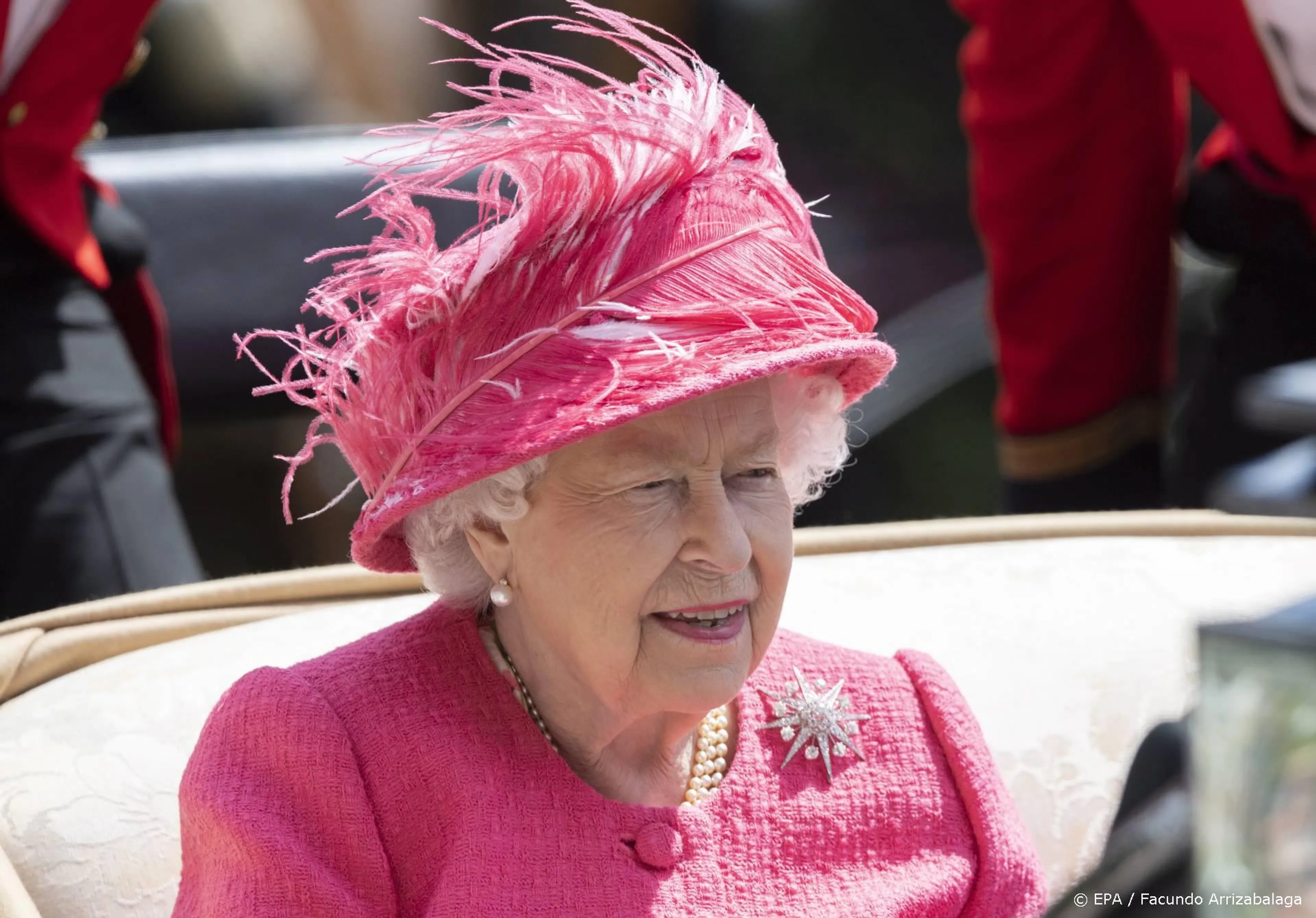Verjaardag koningin Elizabeth gevierd met militaire parade