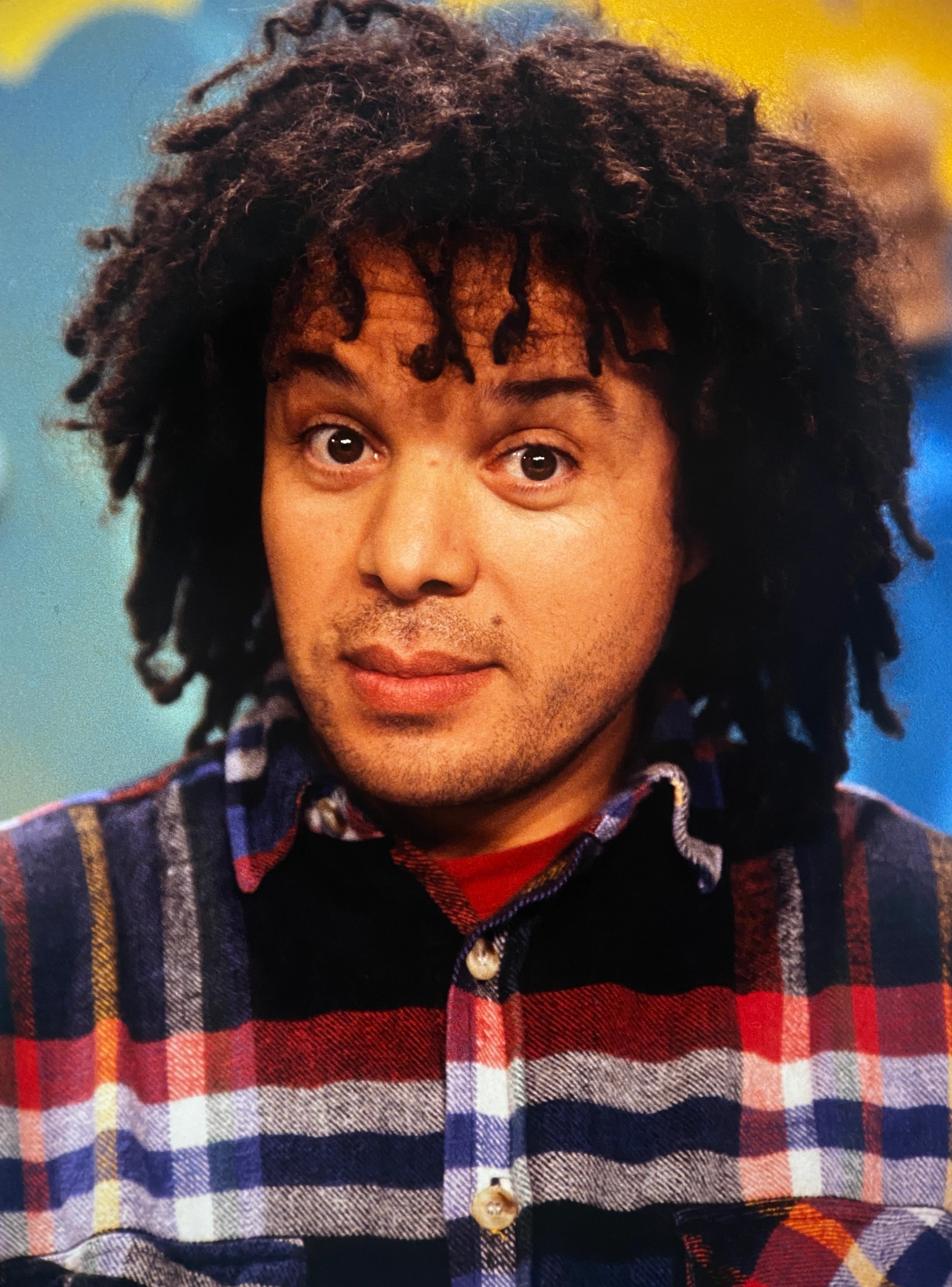 Zo ziet Hakim uit Sesamstraat er nu uit