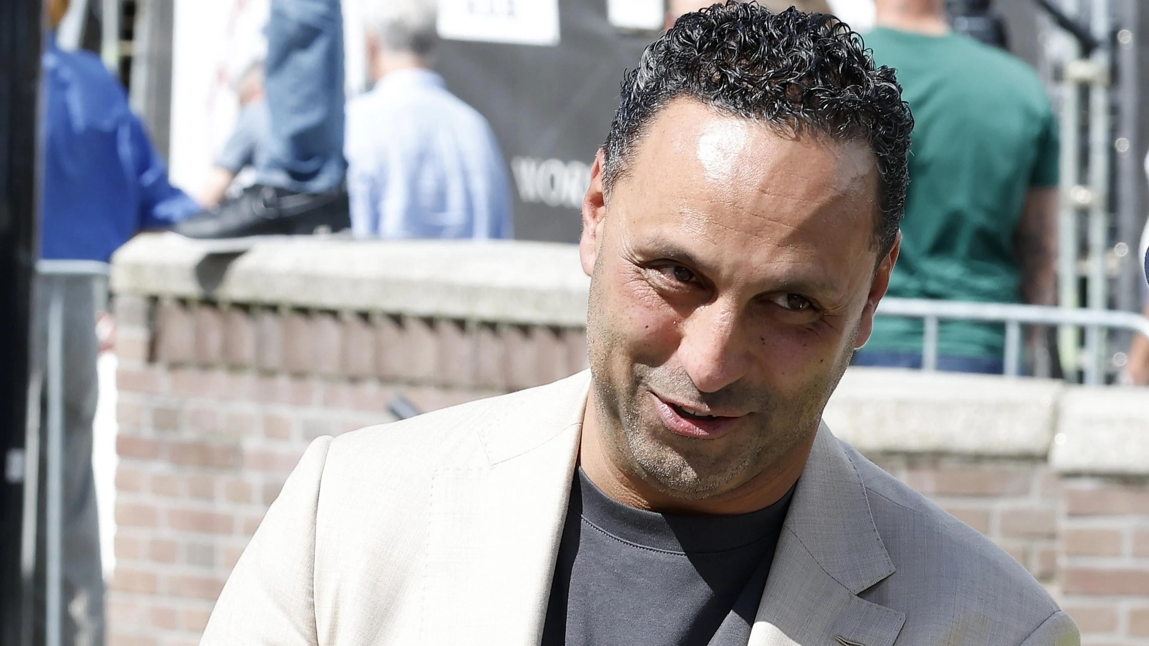 Khalid Kasem definitief weg bij BNNVARA na beruchte rel