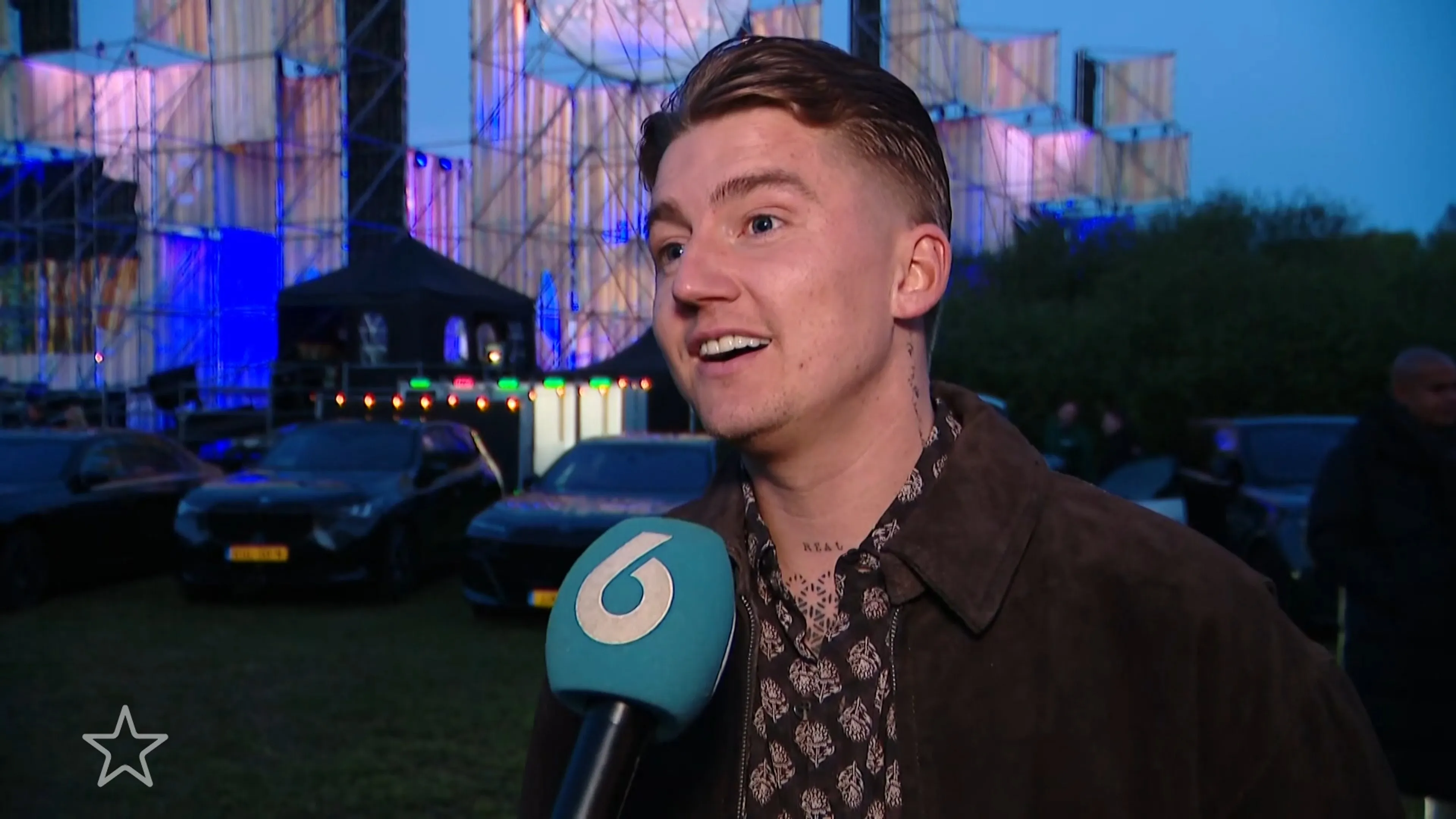 Mart Hoogkamer verbouwt hele huis voor Jennifer en Logan