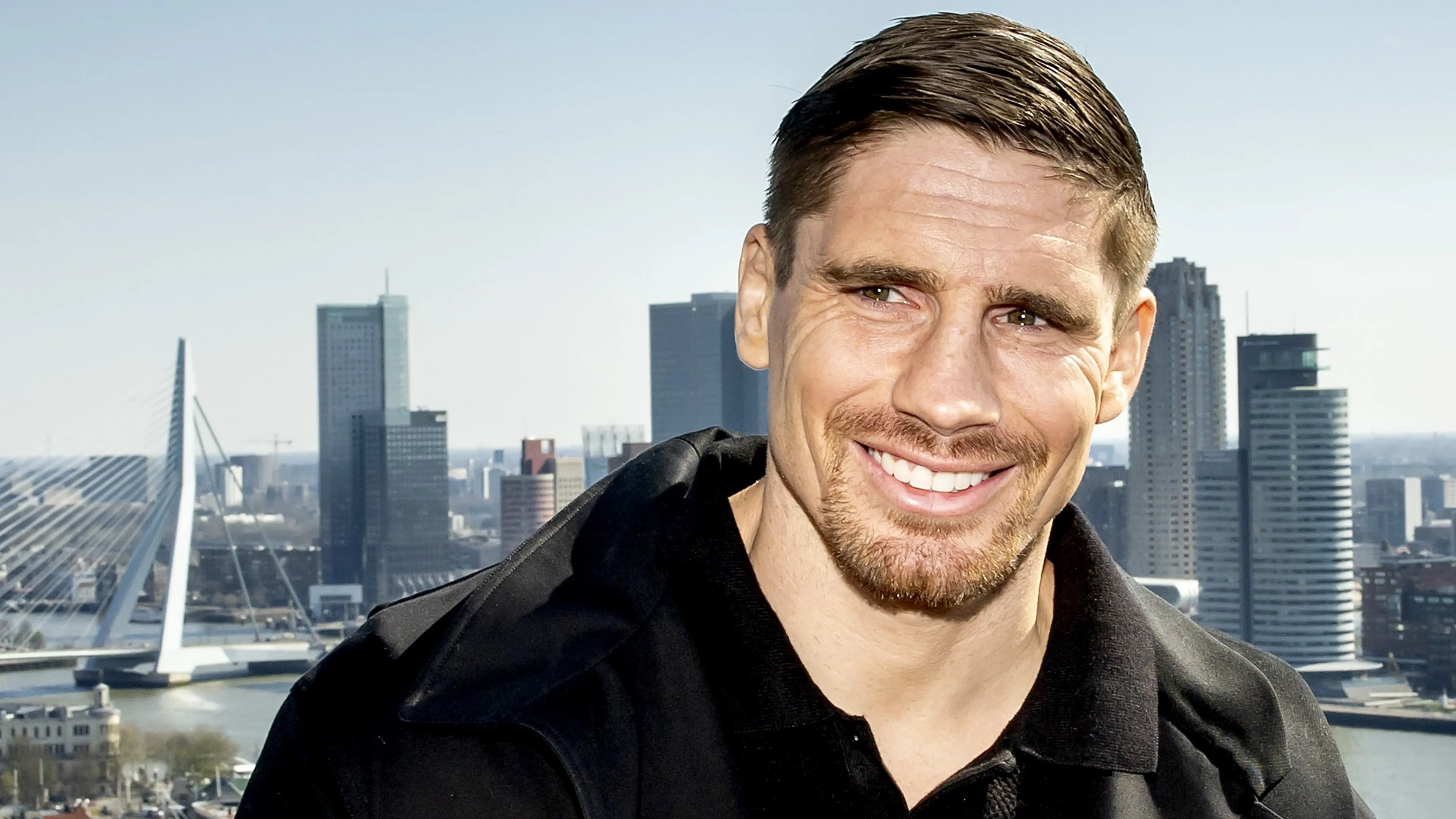 Déze foto hing jarenlang boven het bed van Rico Verhoeven