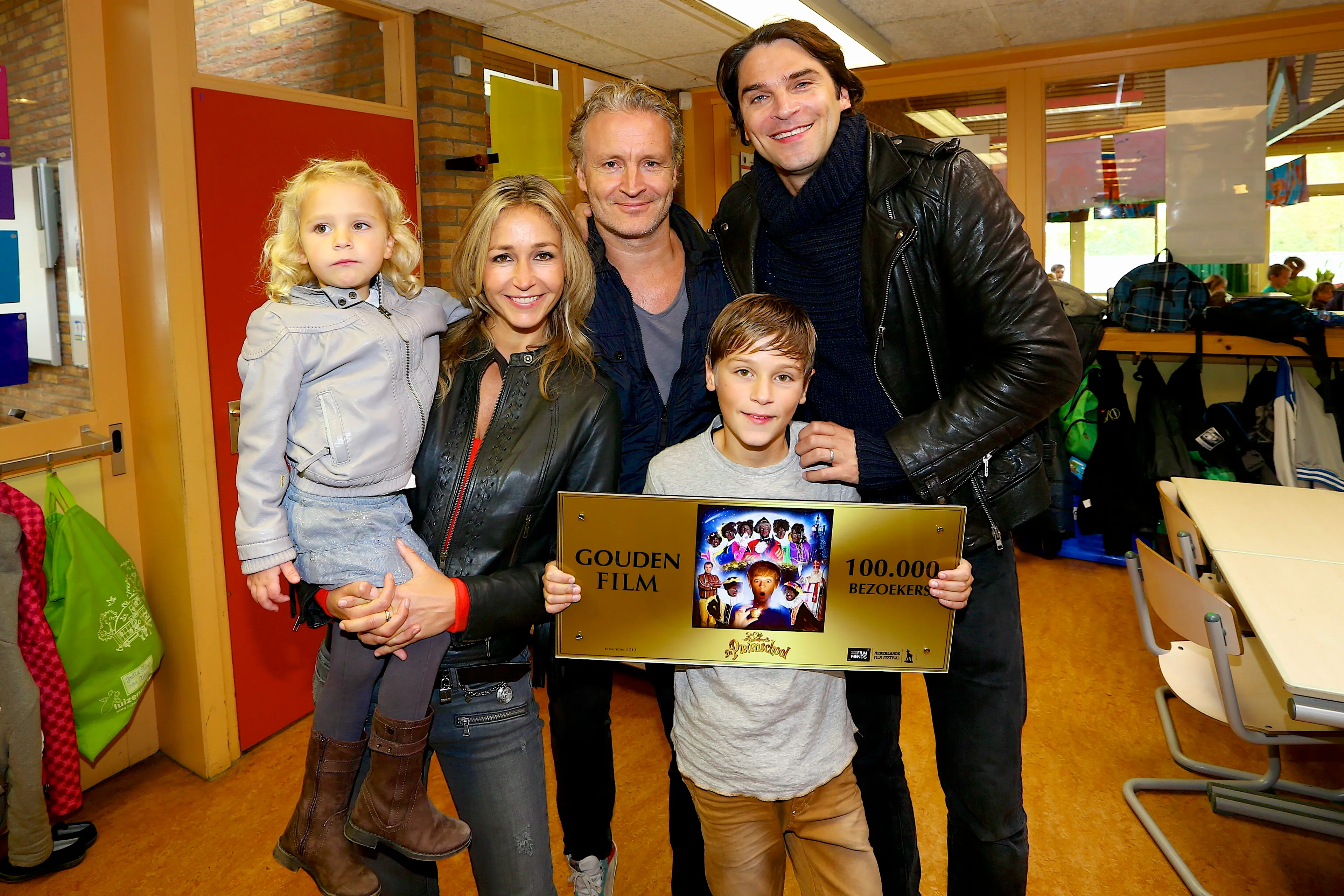 ZIEN: Zo groot zijn de kinderen van Wendy van Dijk geworden!