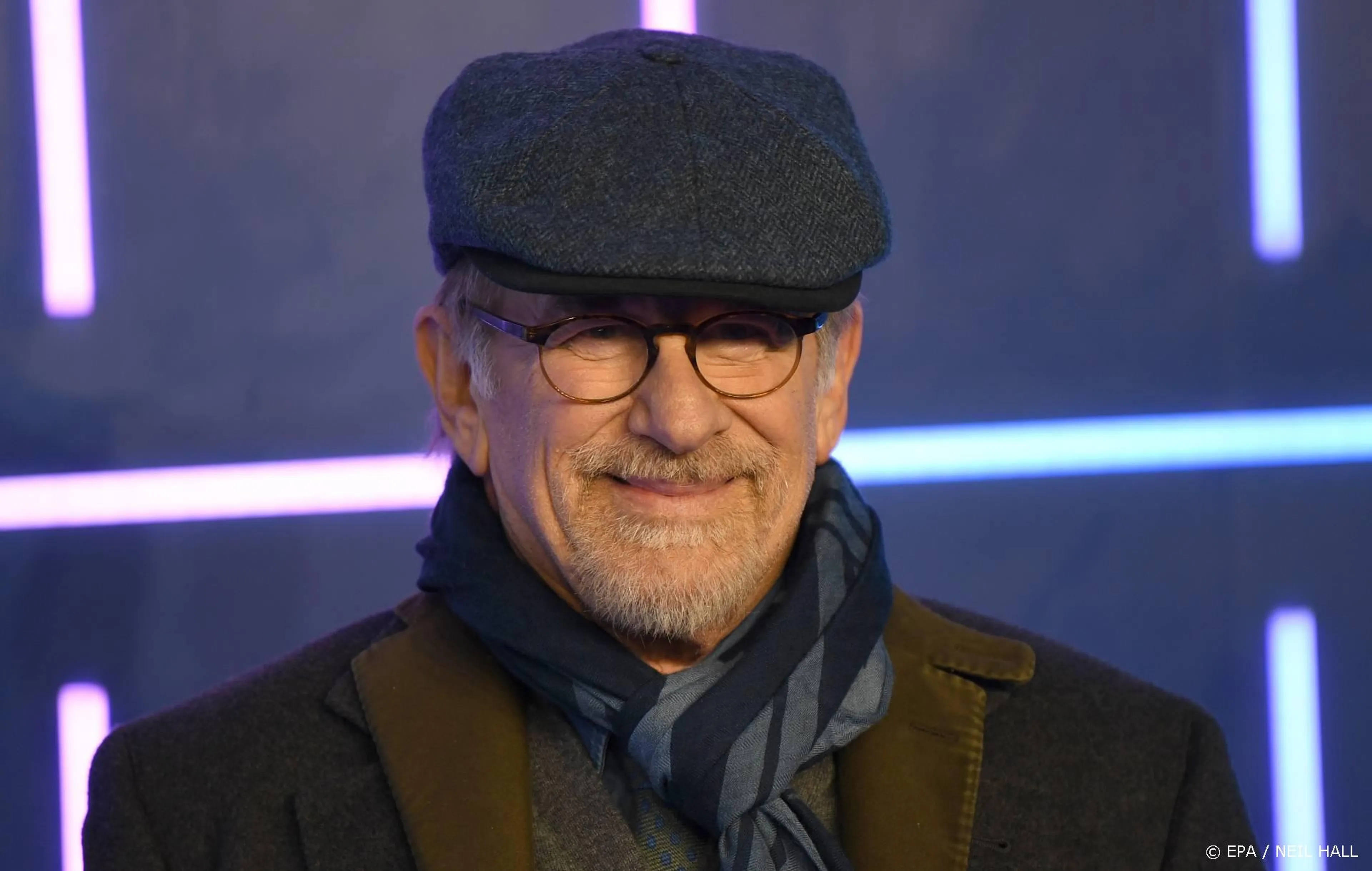 Stalker Steven Spielberg moet uit de buurt blijven