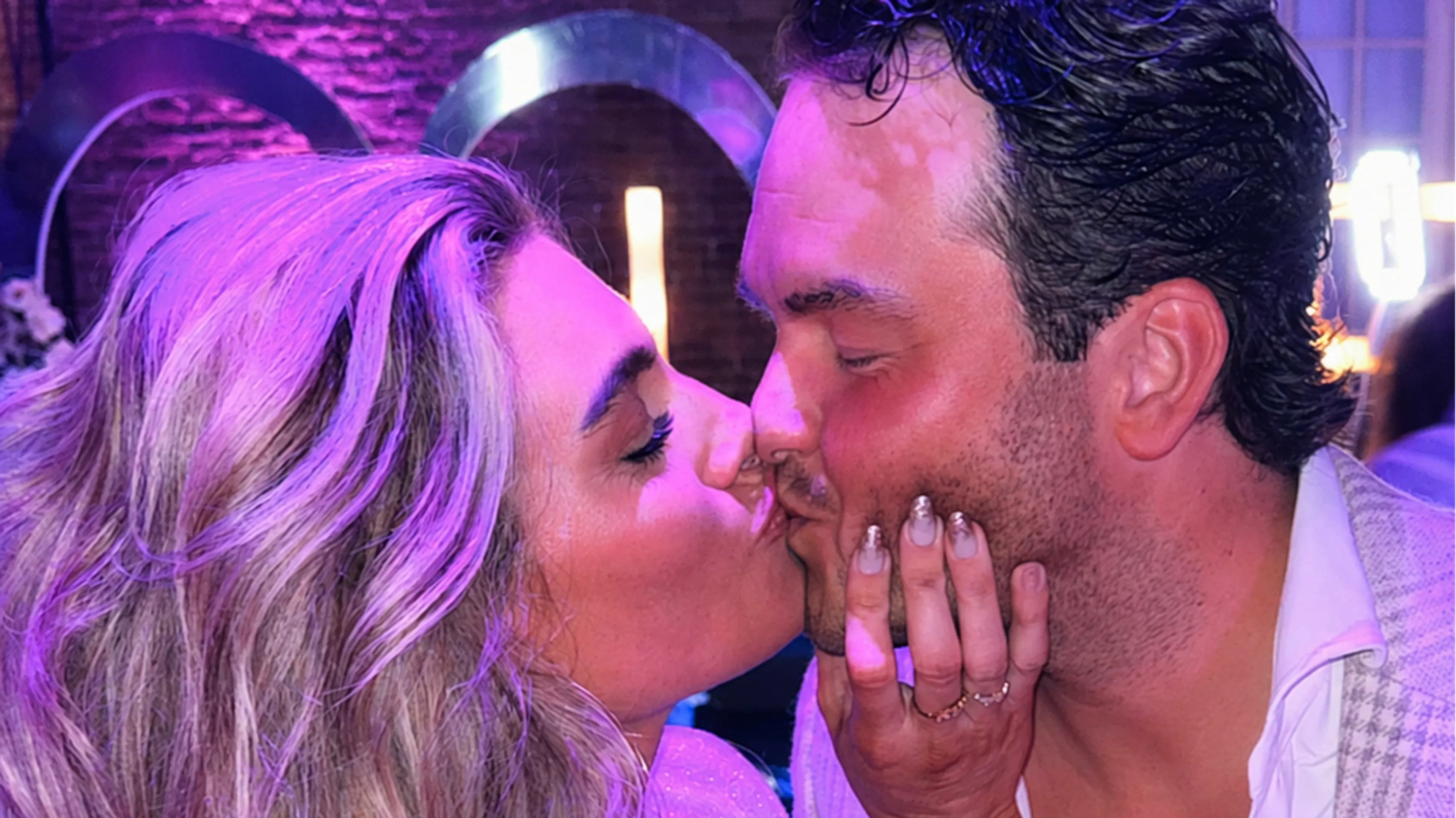 Zien: Henk Dissel en Sanne Hooijer zijn getrouwd