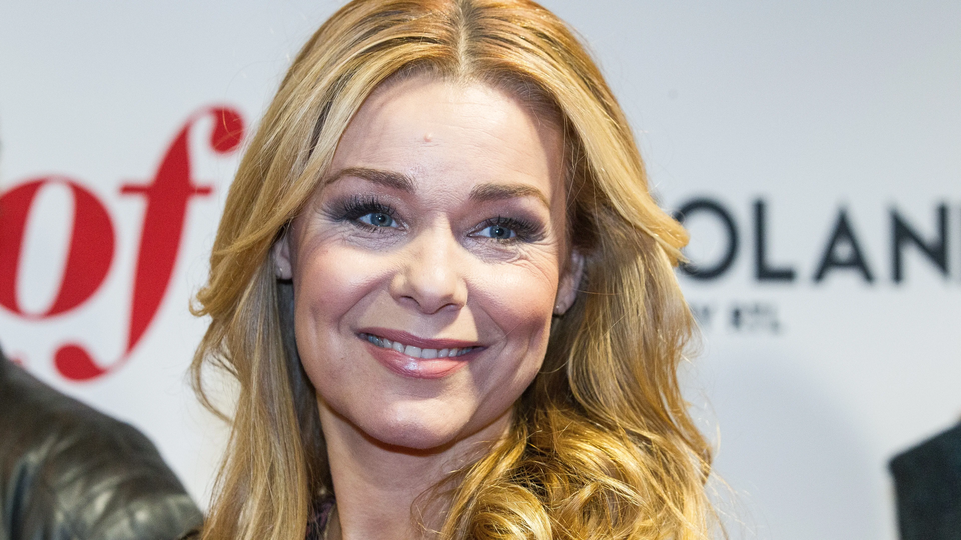 ZIEN: Froukje de Both deelt pikante beelden van Hugo Kennis