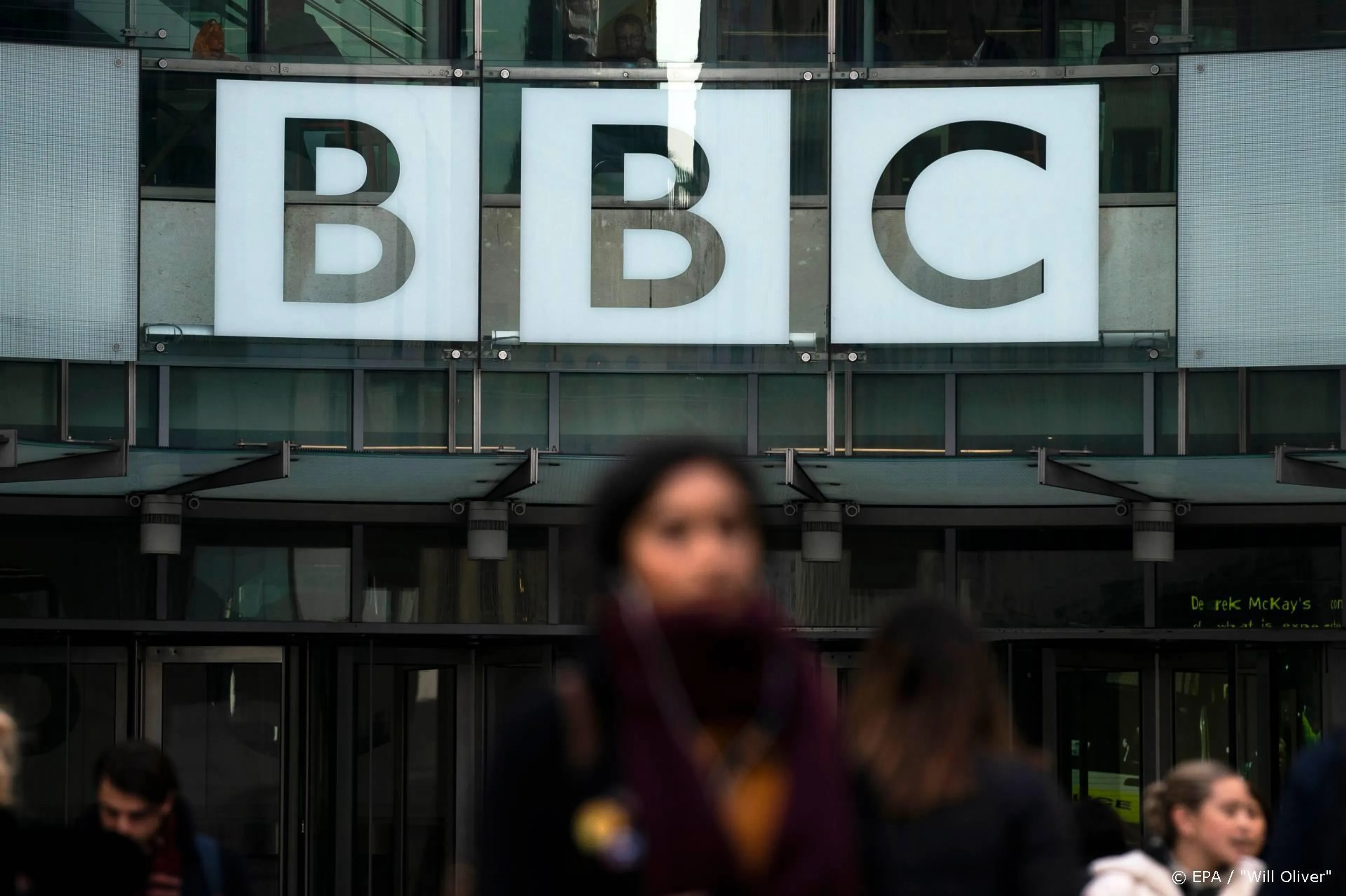BBC stelt 450 ontslagen uit vanwege coronacrisis