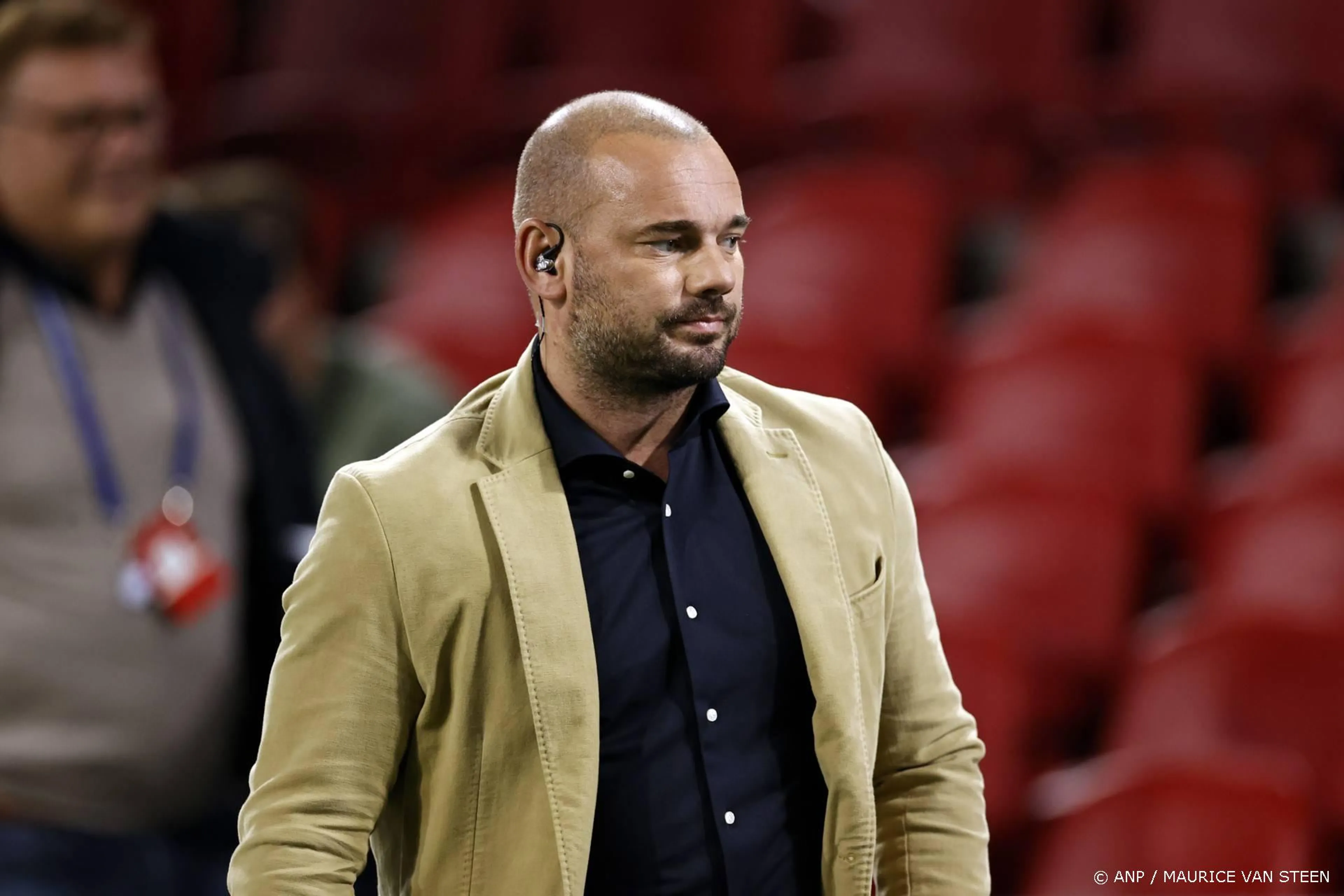 Wesley Sneijder boos op vreemdganger Lil Kleine: 'Mongool'