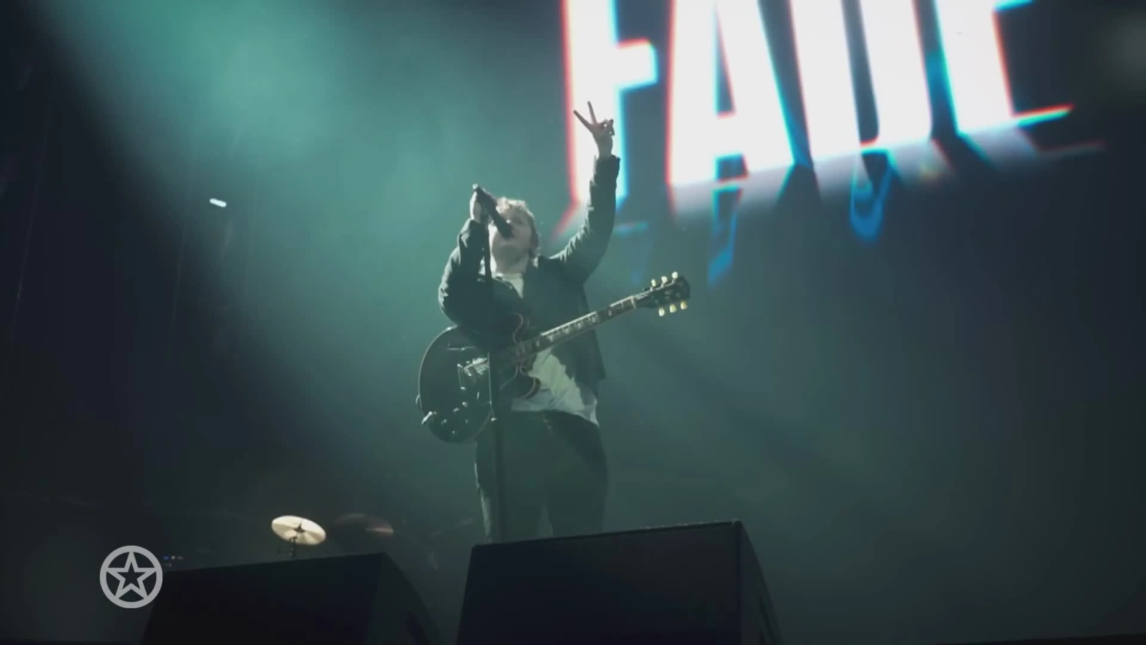 Lewis Capaldi moet carrière mogelijk beëindigen om gezondheid