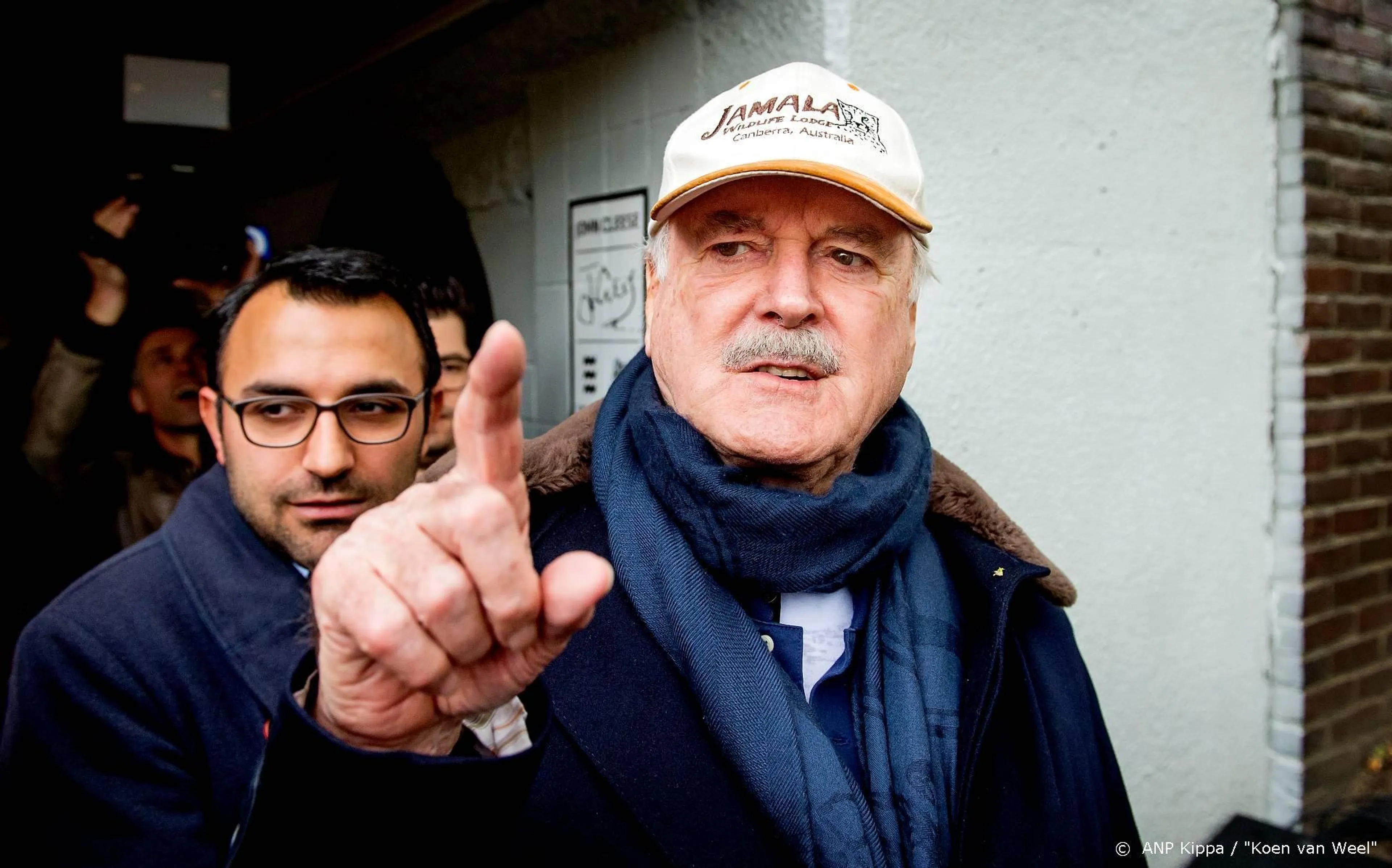 John Cleese komt pas in 2021 naar Nederland