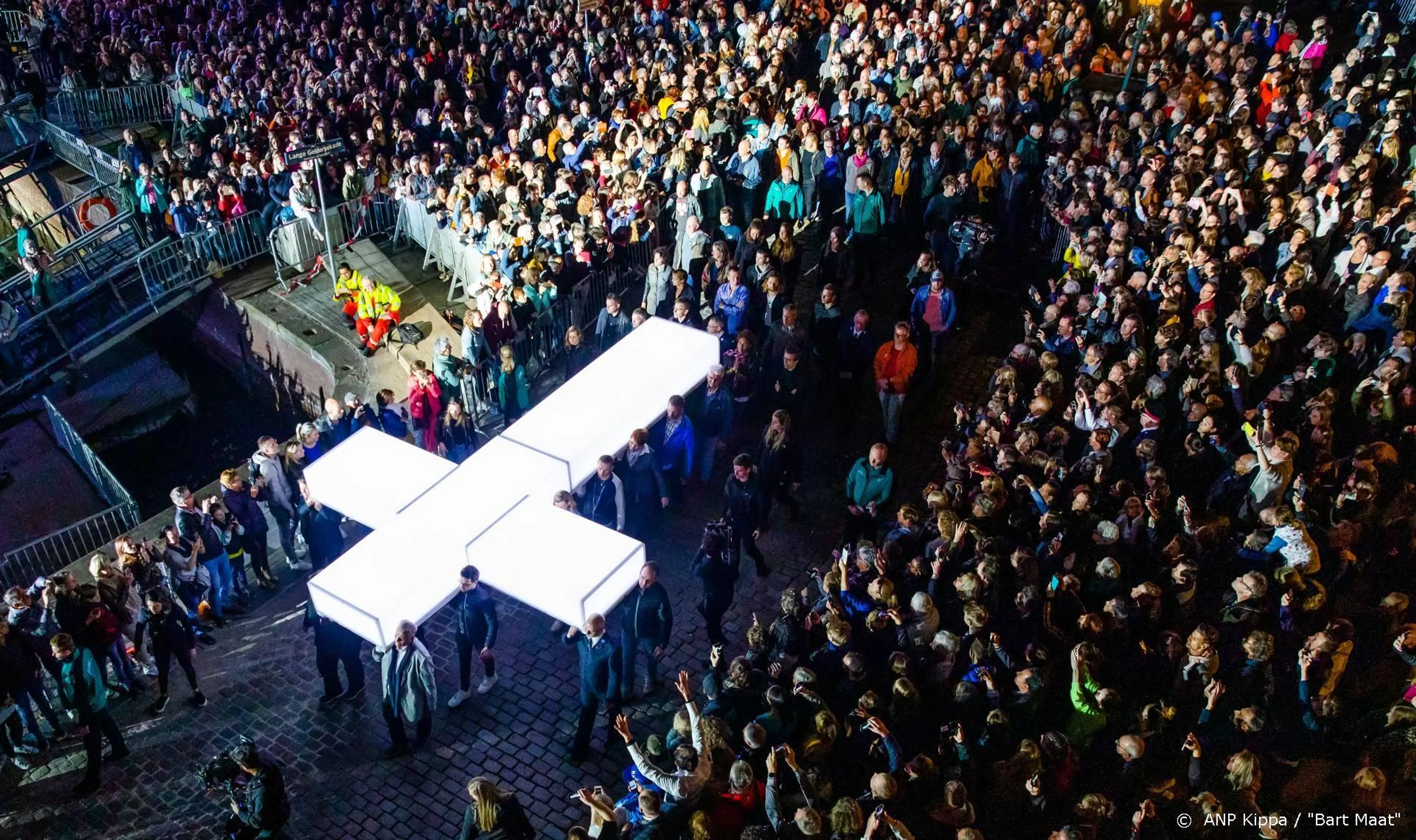 Dj beschrijft ook beelden alternatieve Passion voor blinden