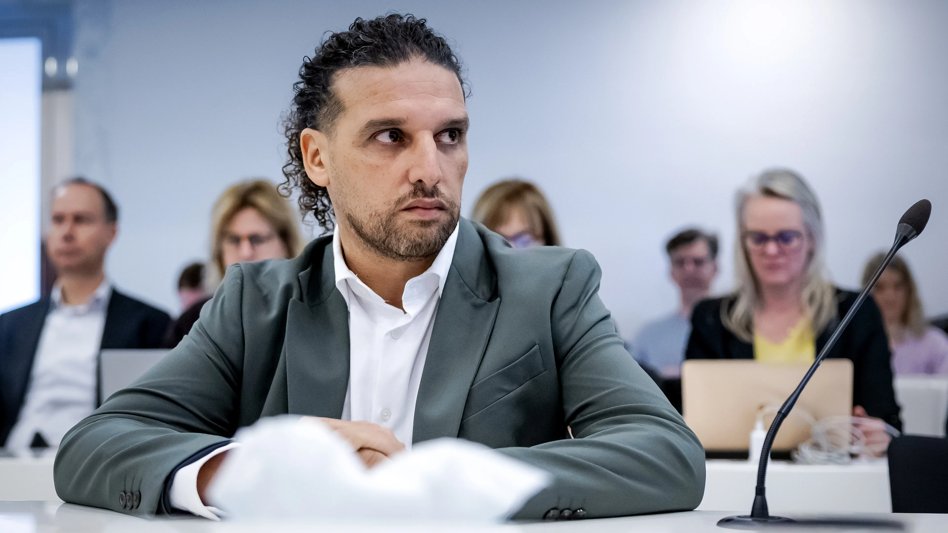 Live rechtszaak Ali B | Rapper in tranen in laatste woord, zitting beëindigd 