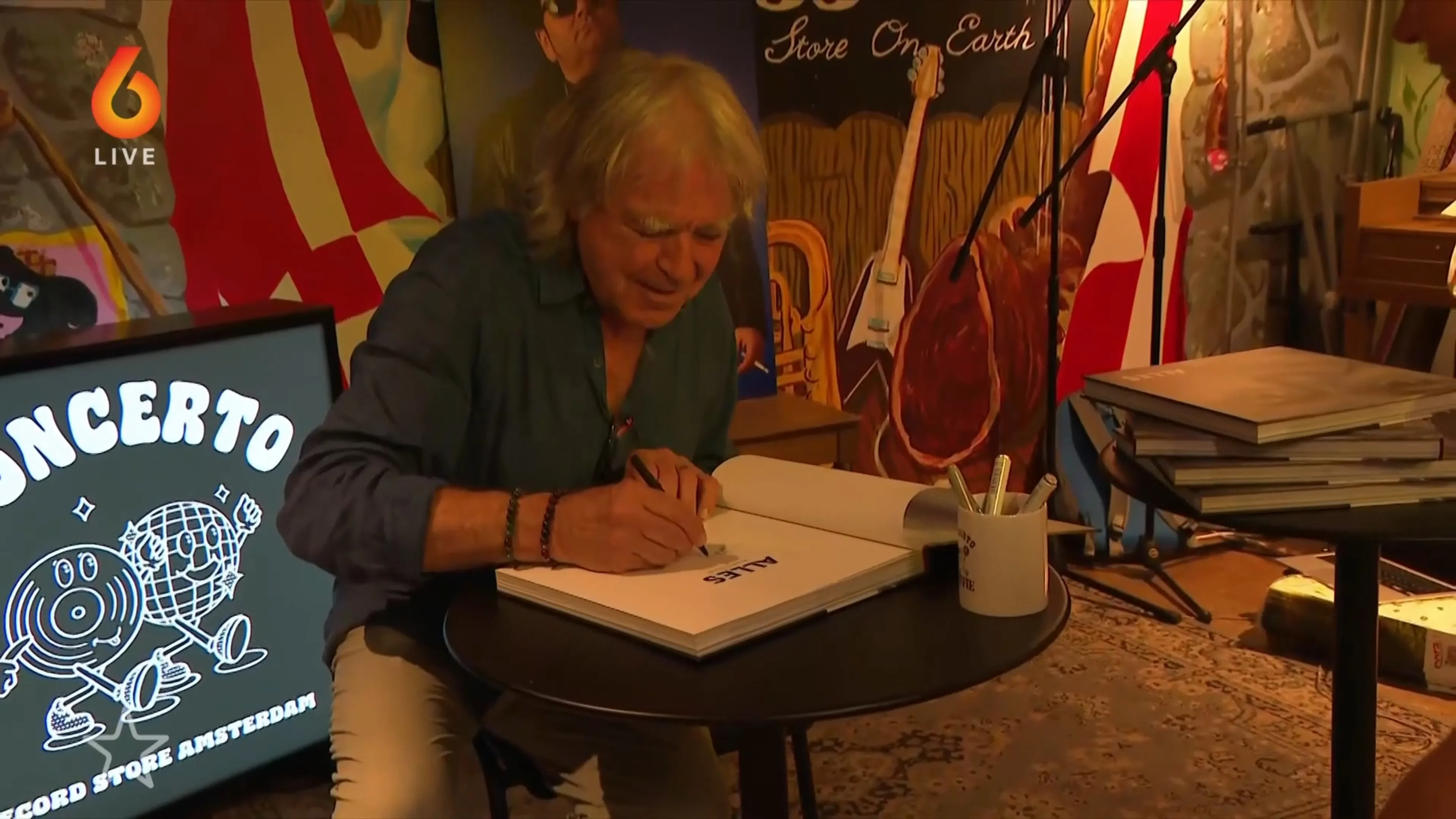 Sterrenfotograaf Govert de Roos komt met een speciaal boek over André Hazes sr.