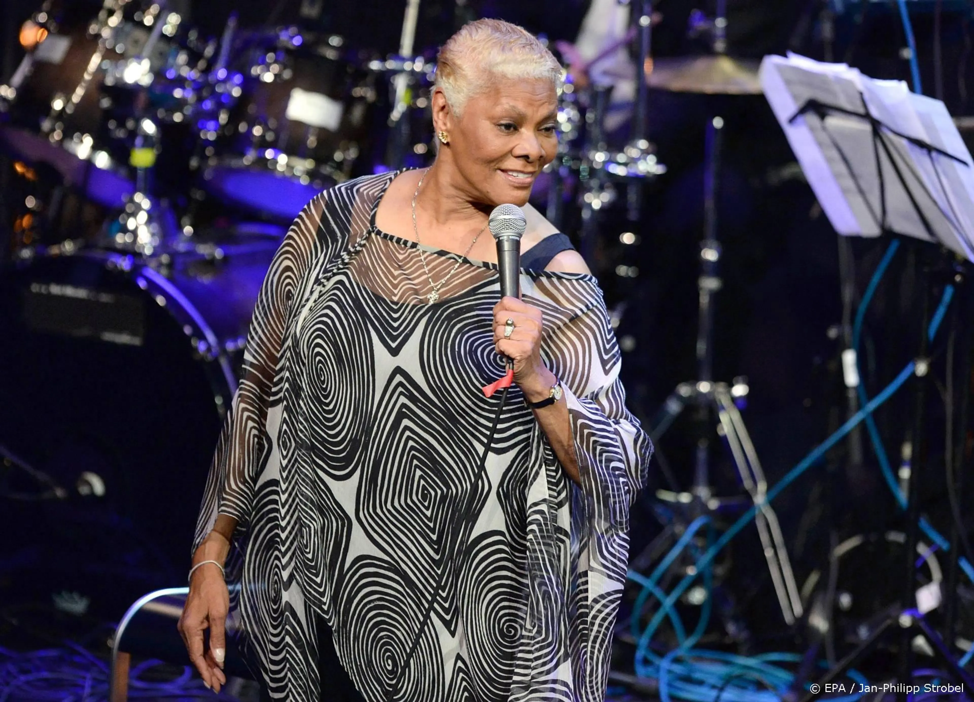 Dionne Warwick zet vraagtekens bij artiestennamen