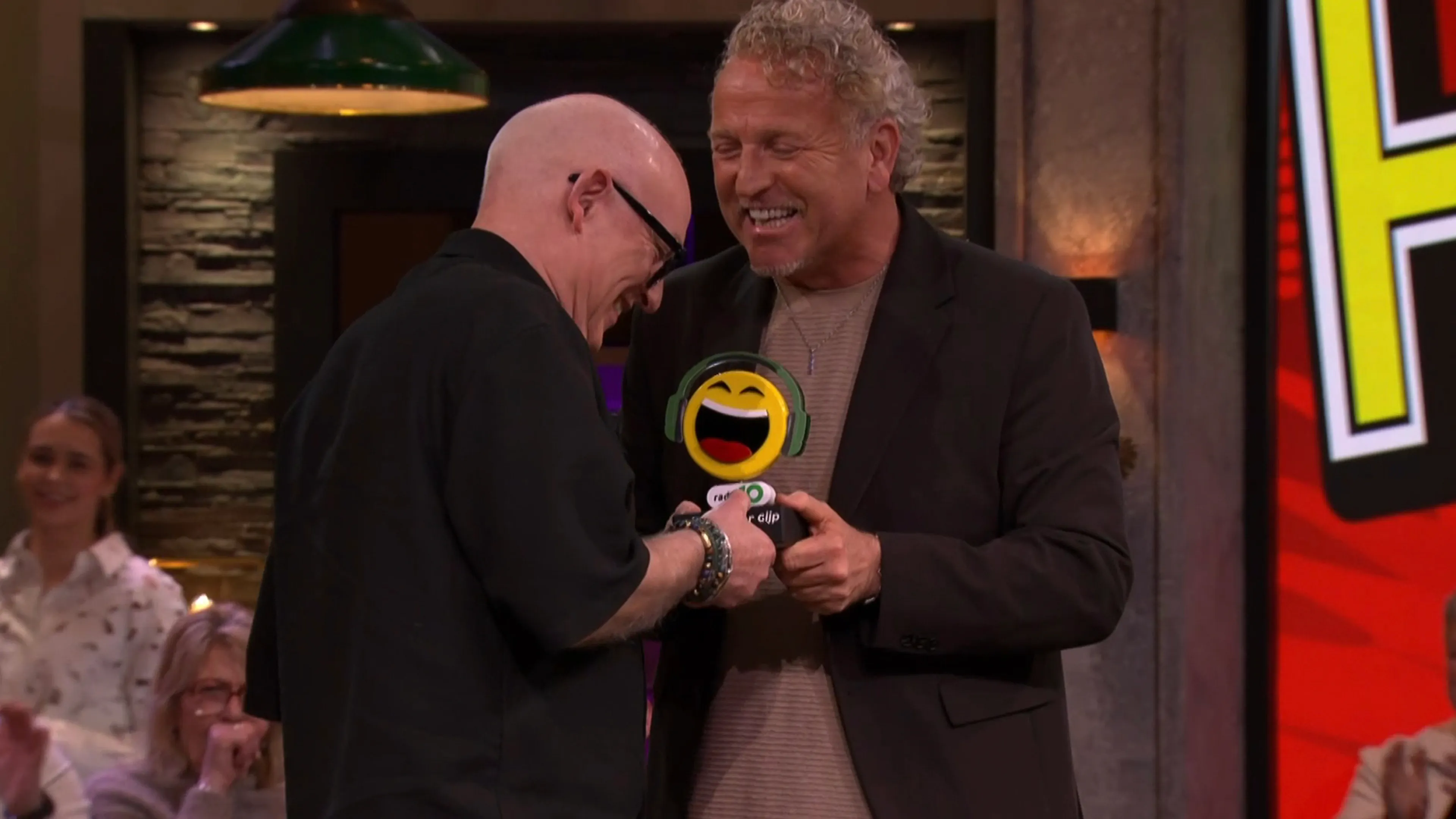 René van der Gijp wint prijs voor meest aanstekelijke lach van Nederland