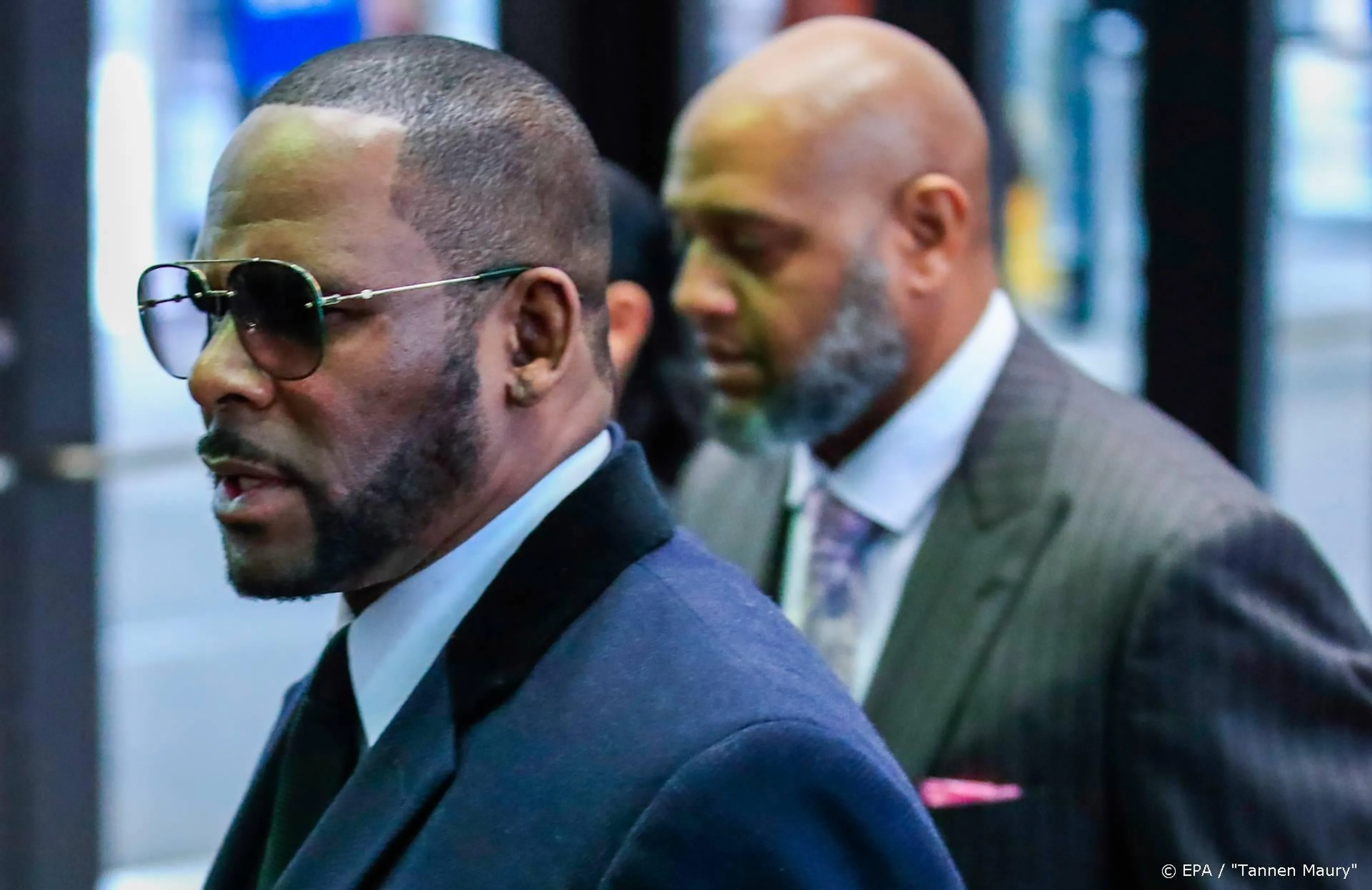 Vriendin weg bij R. Kelly