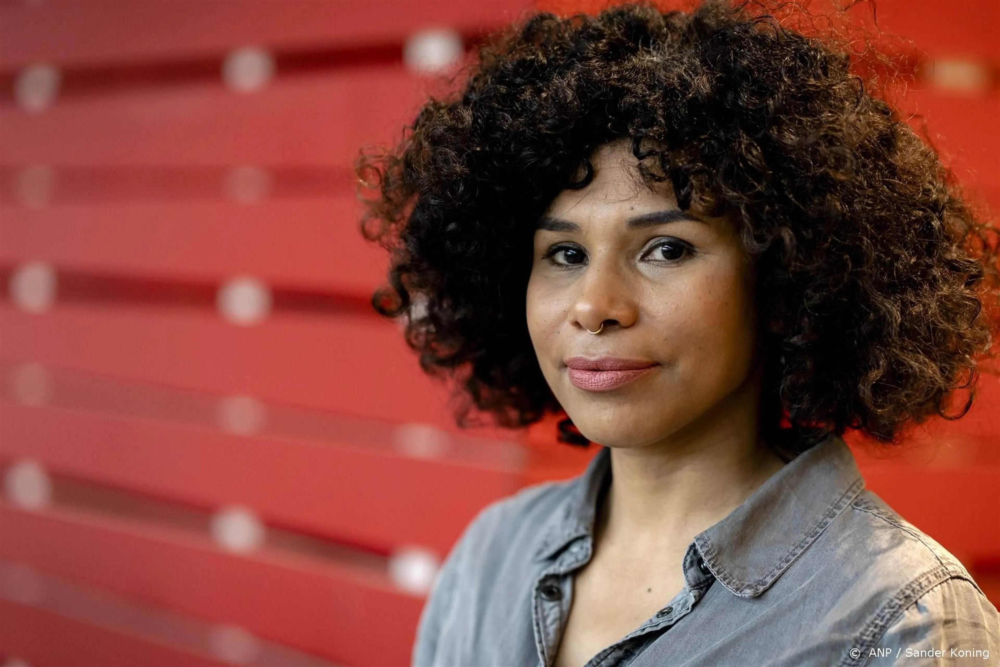 BNNVARA stopt met talkshow Op1 