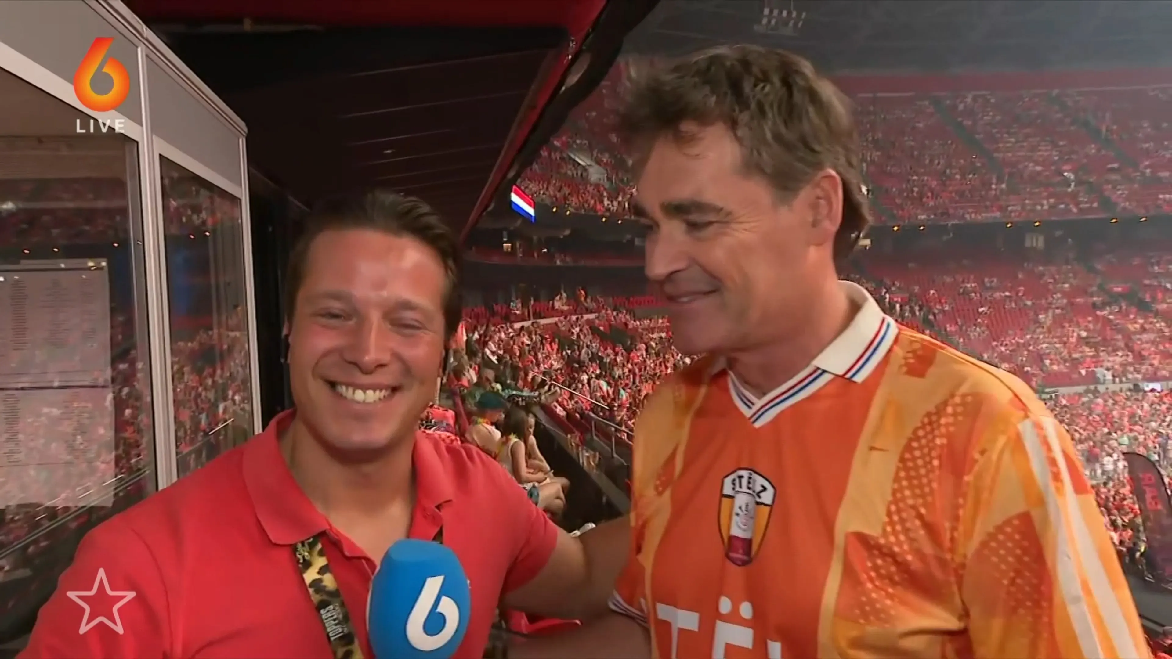 Toppers kijken live WK-uitzending in Johan Cruijff ArenA