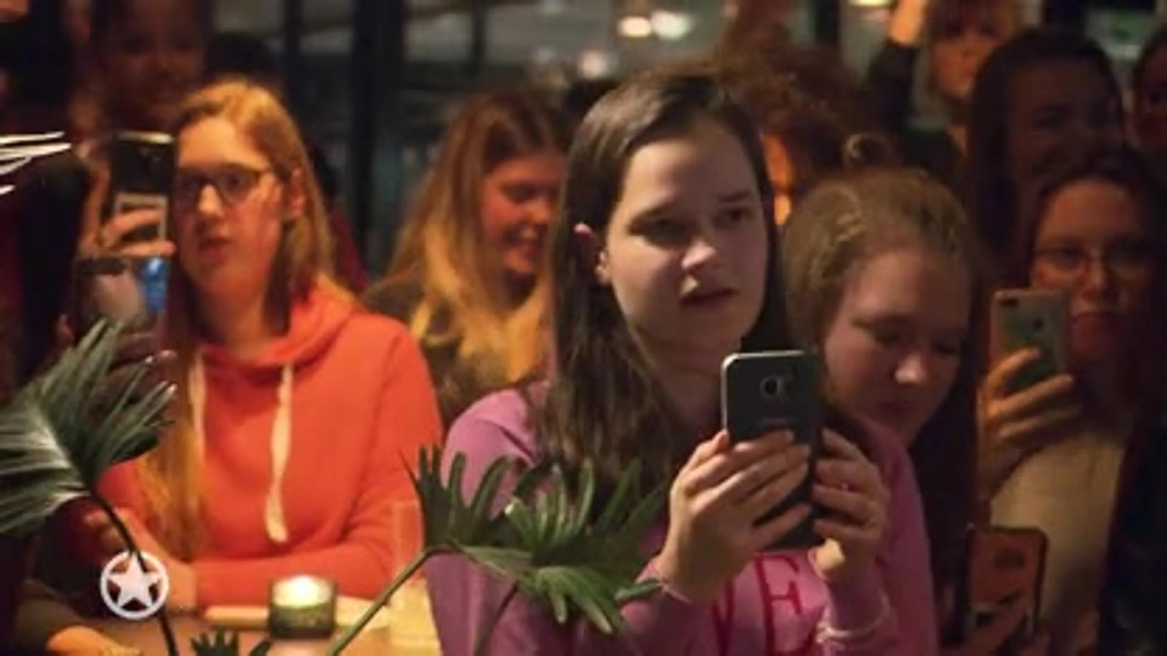 Nienke Plas verrast vandaag haar trouwste fans