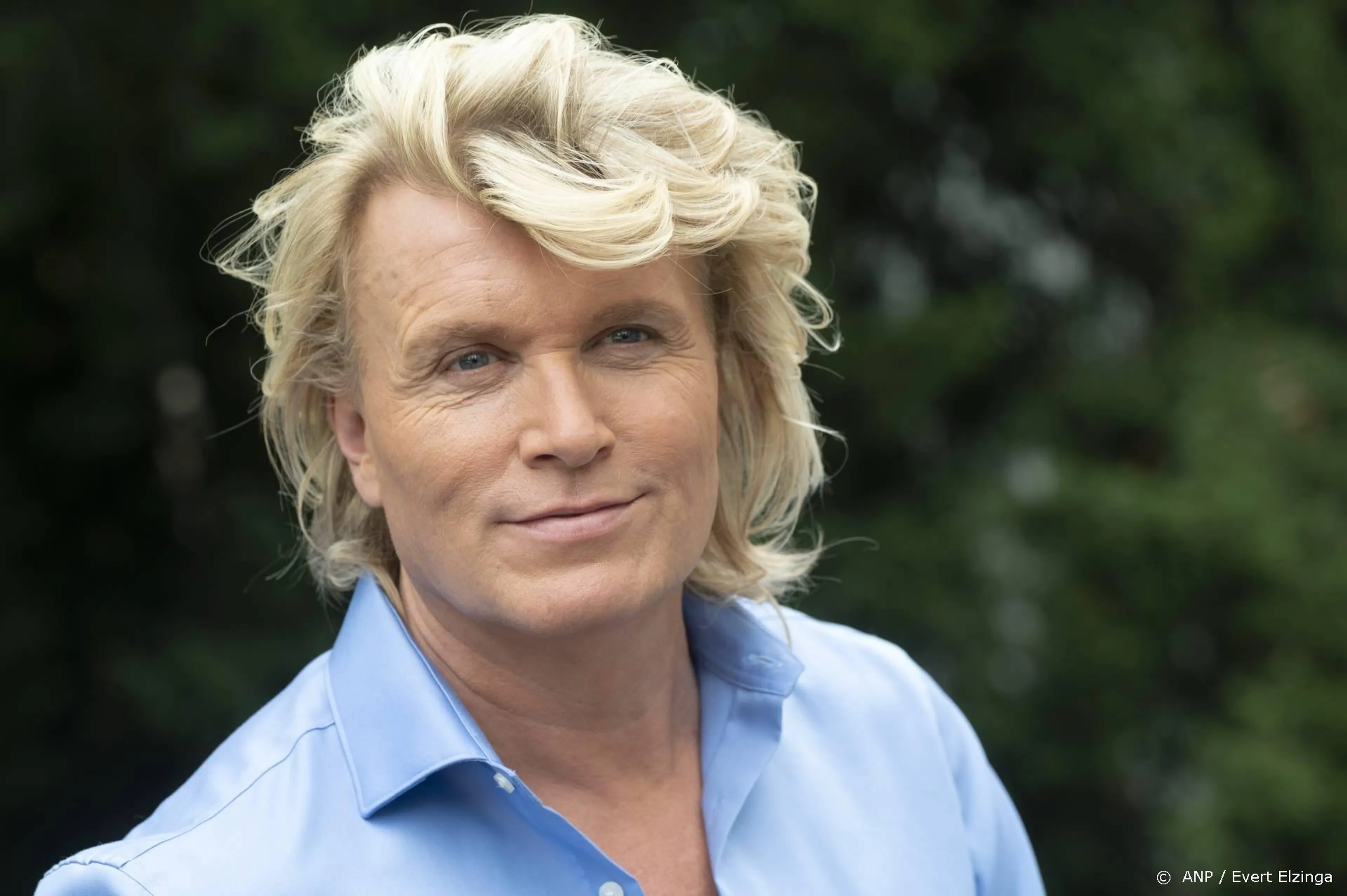 Hans Klok stopt na twintig jaar op spectaculaire wijze met roken