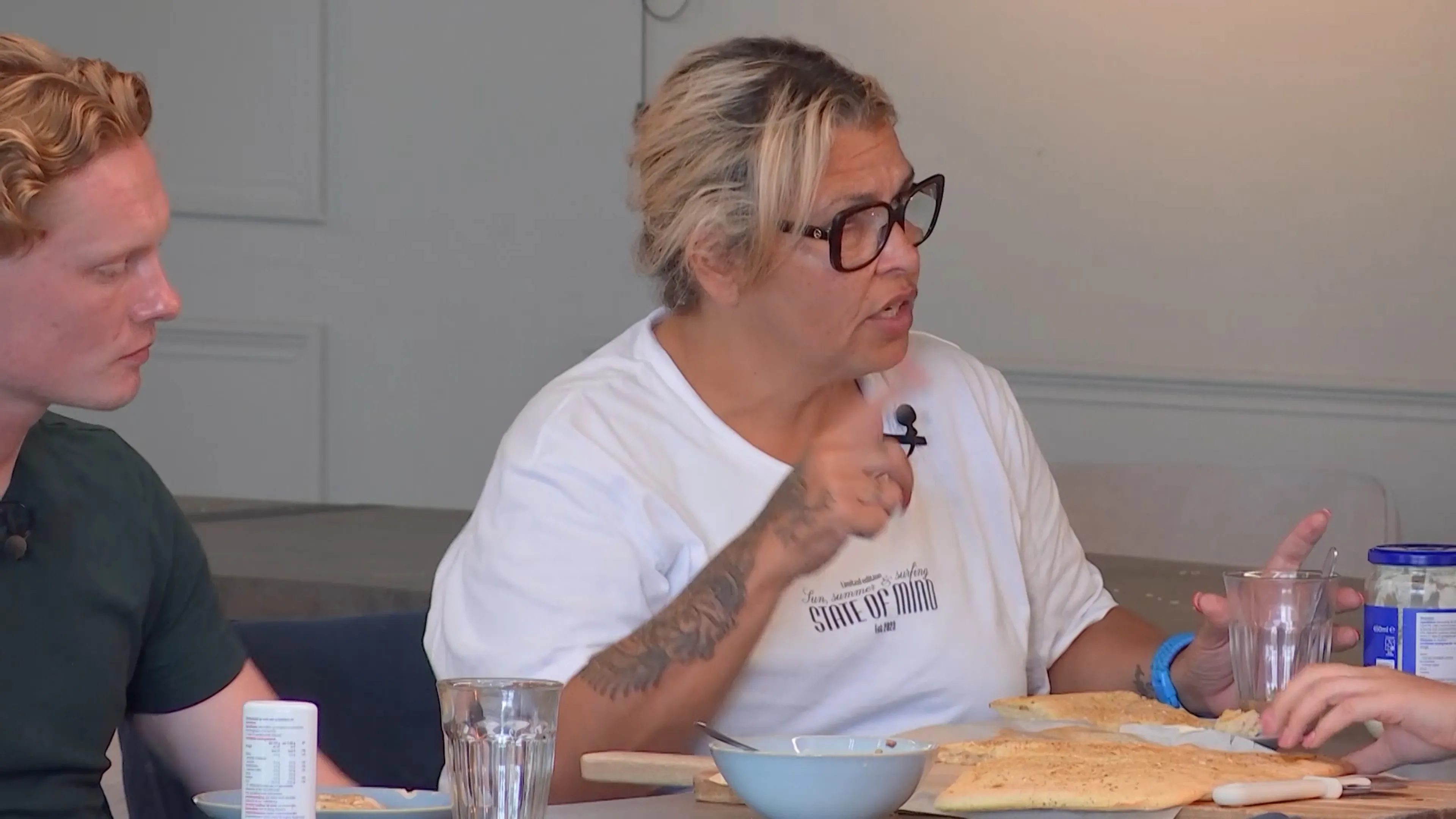 Bondgenoot-Mila weigert pasta carbonara