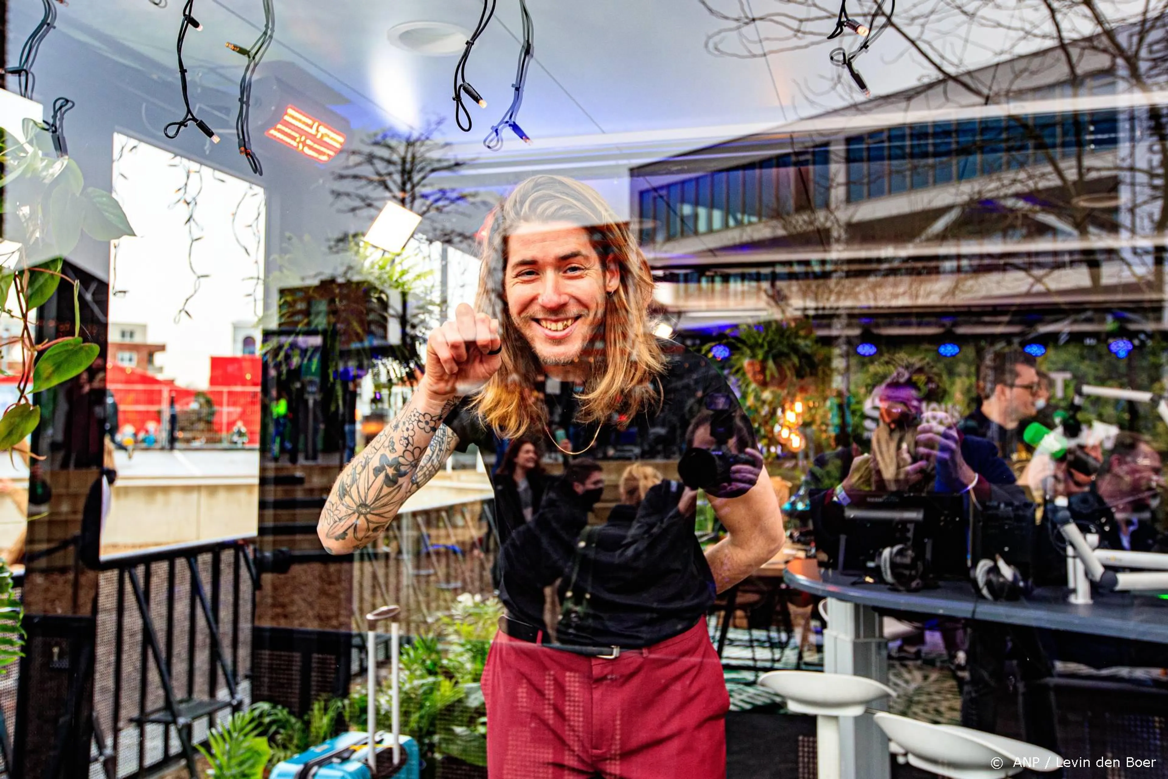 WOW! Zoveel levert het Glazen Huis na één dag op