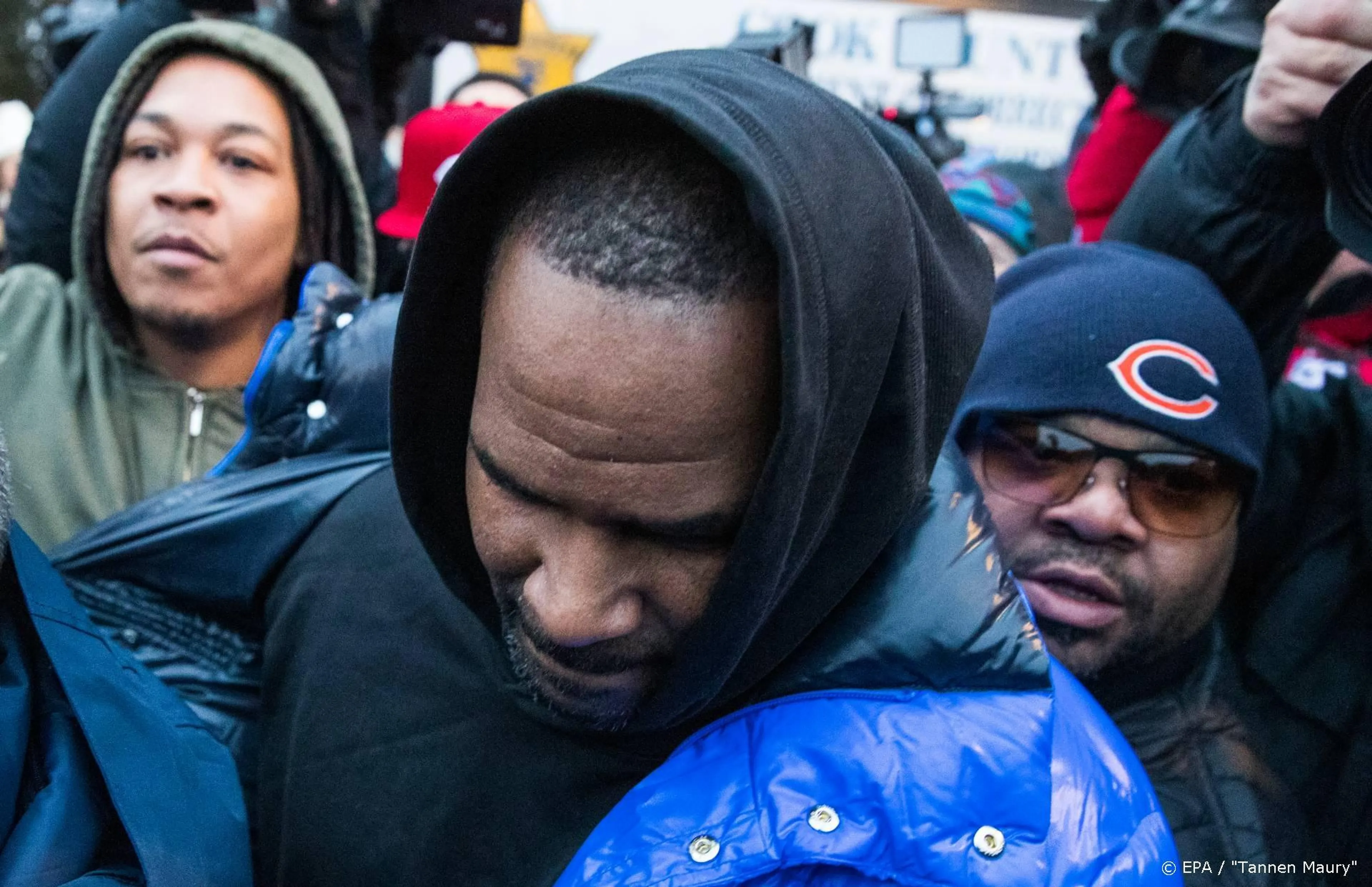 R. Kelly krijgt namen beschuldigers niet te horen