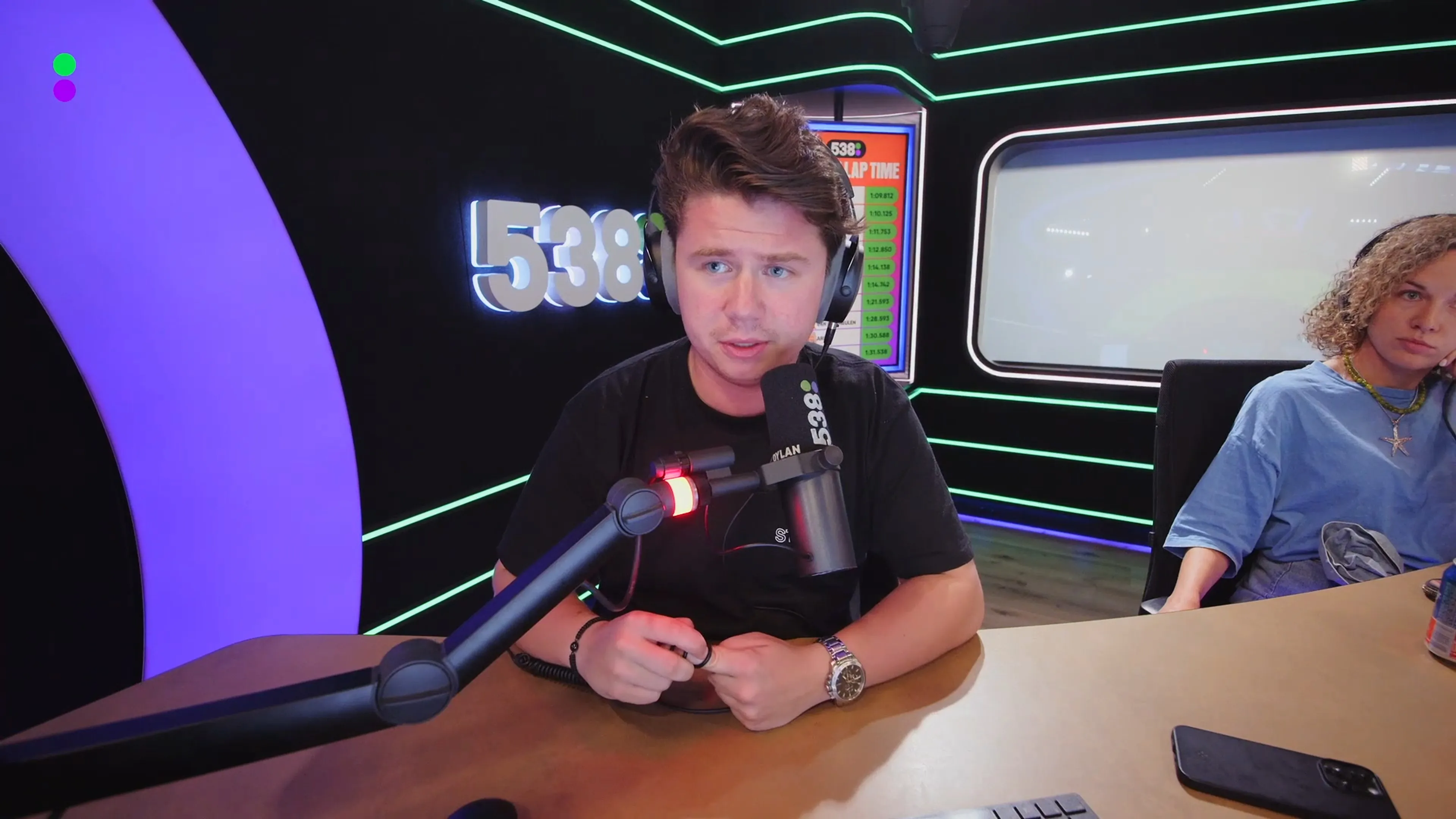 Victor Vlam over vertrek Malou Petter bij Nieuws van de dag: 'Ze had er nooit aan moeten beginnen' (Radio 538)