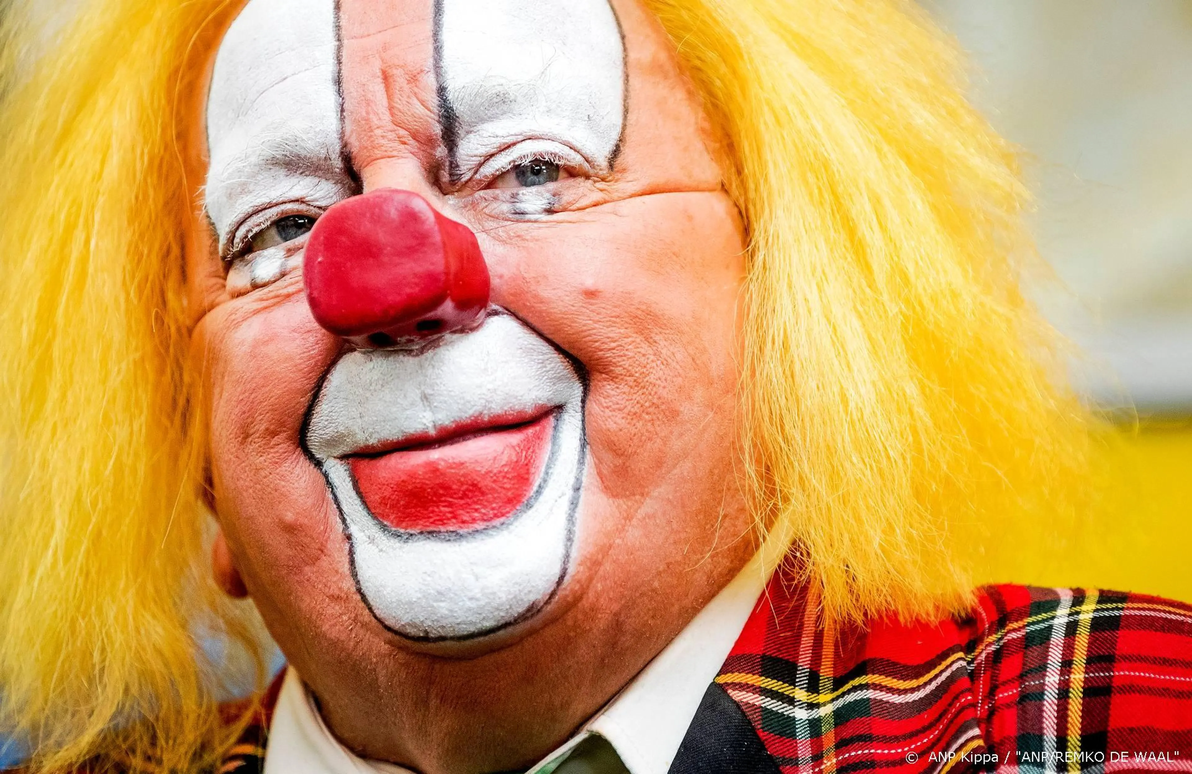 Bassie op huwelijksdag ontslagen uit ziekenhuis