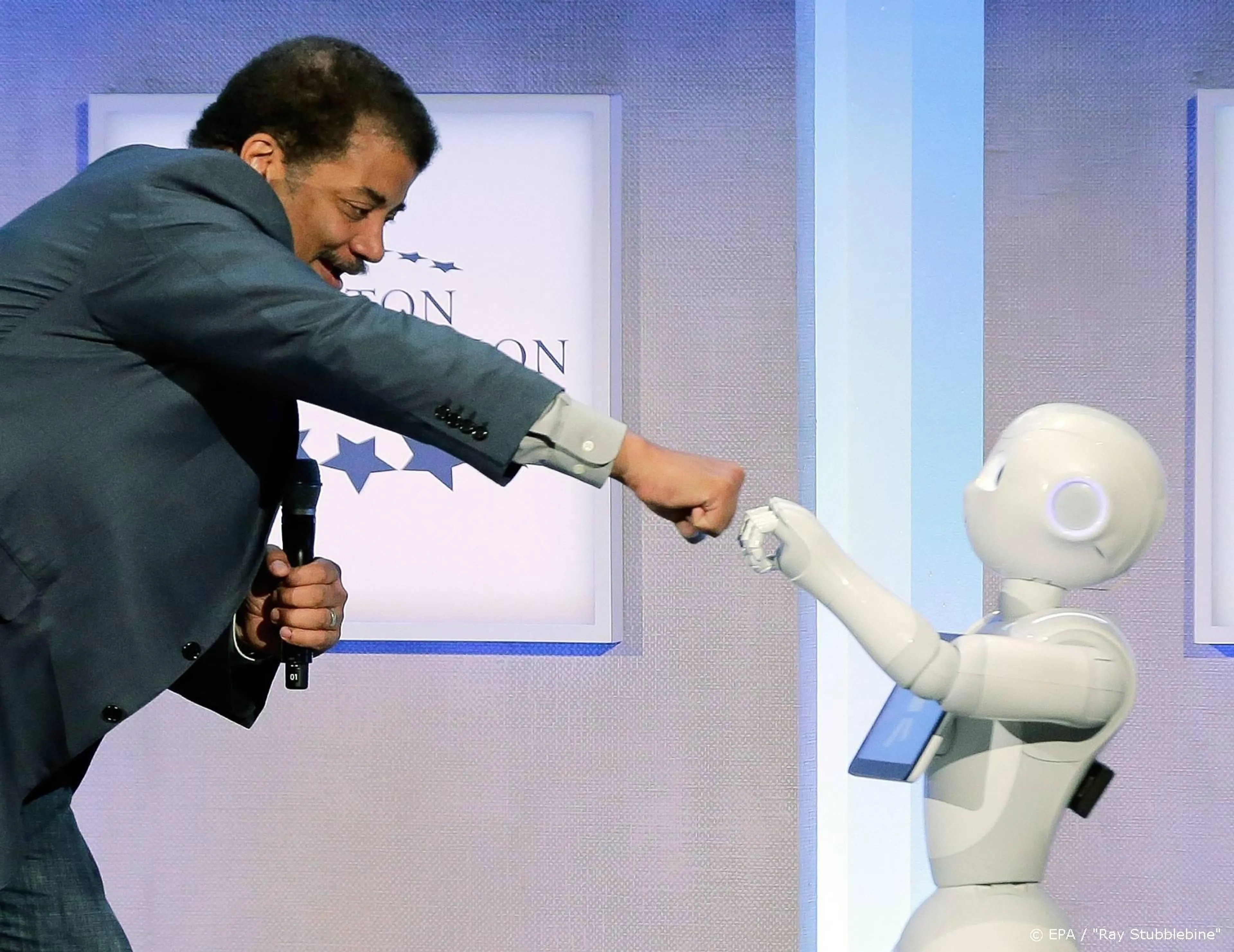 Neil deGrasse Tyson: alleen tech kan ons redden