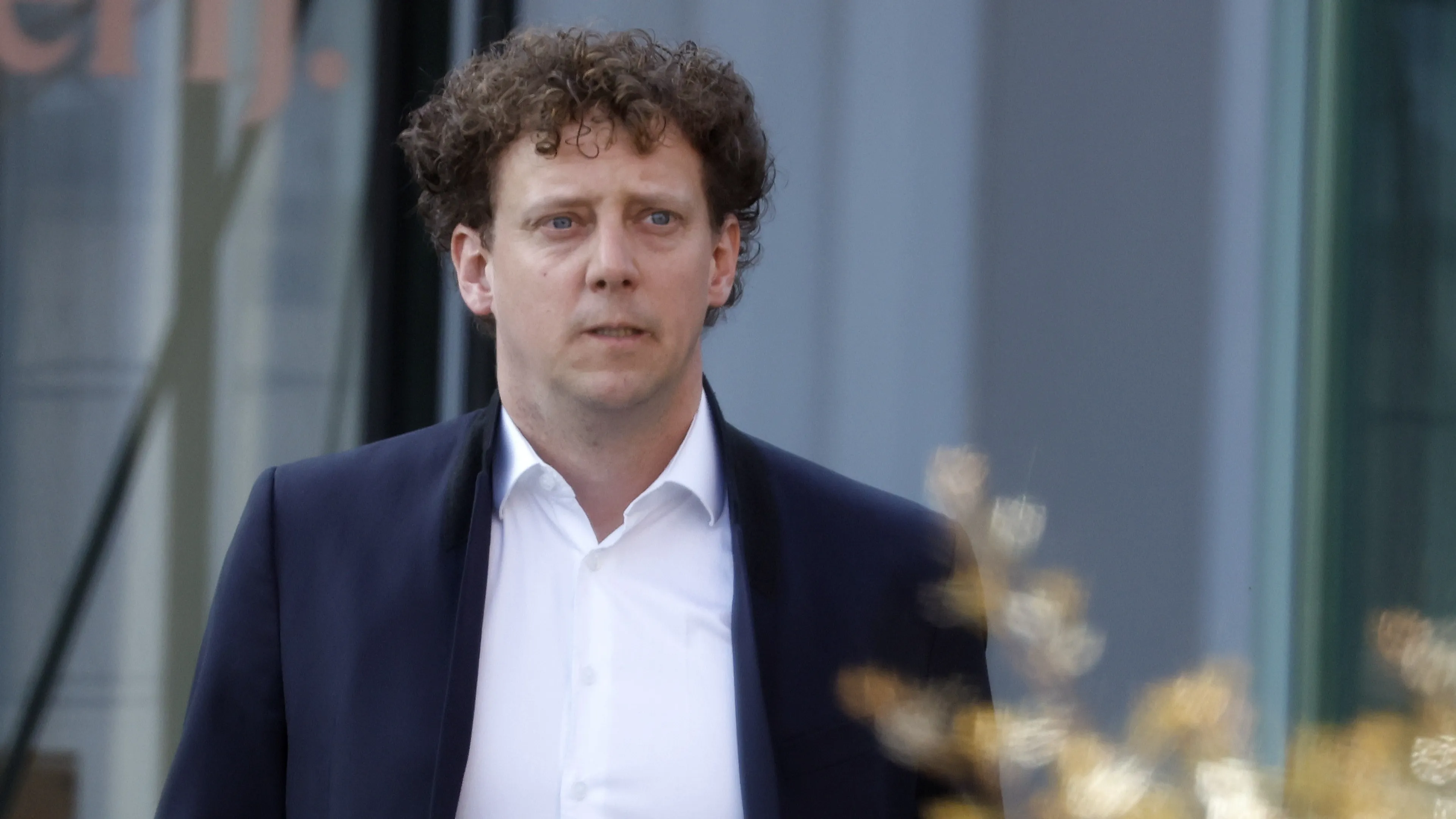Jochem Myjer wil 'extra fit worden' tijdens vakantie, ervaart veel pech