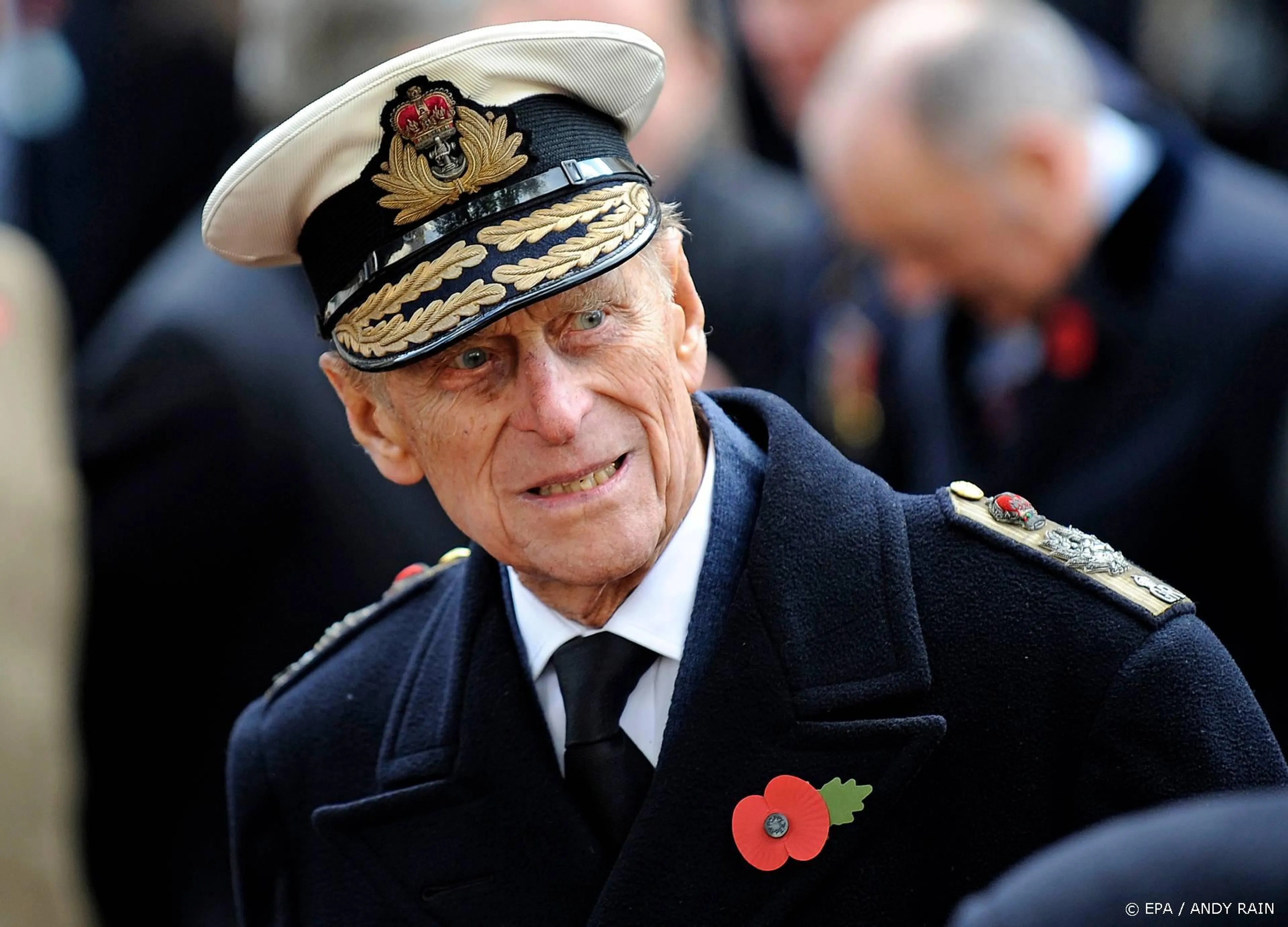 Prins Philip herdacht met postzegels