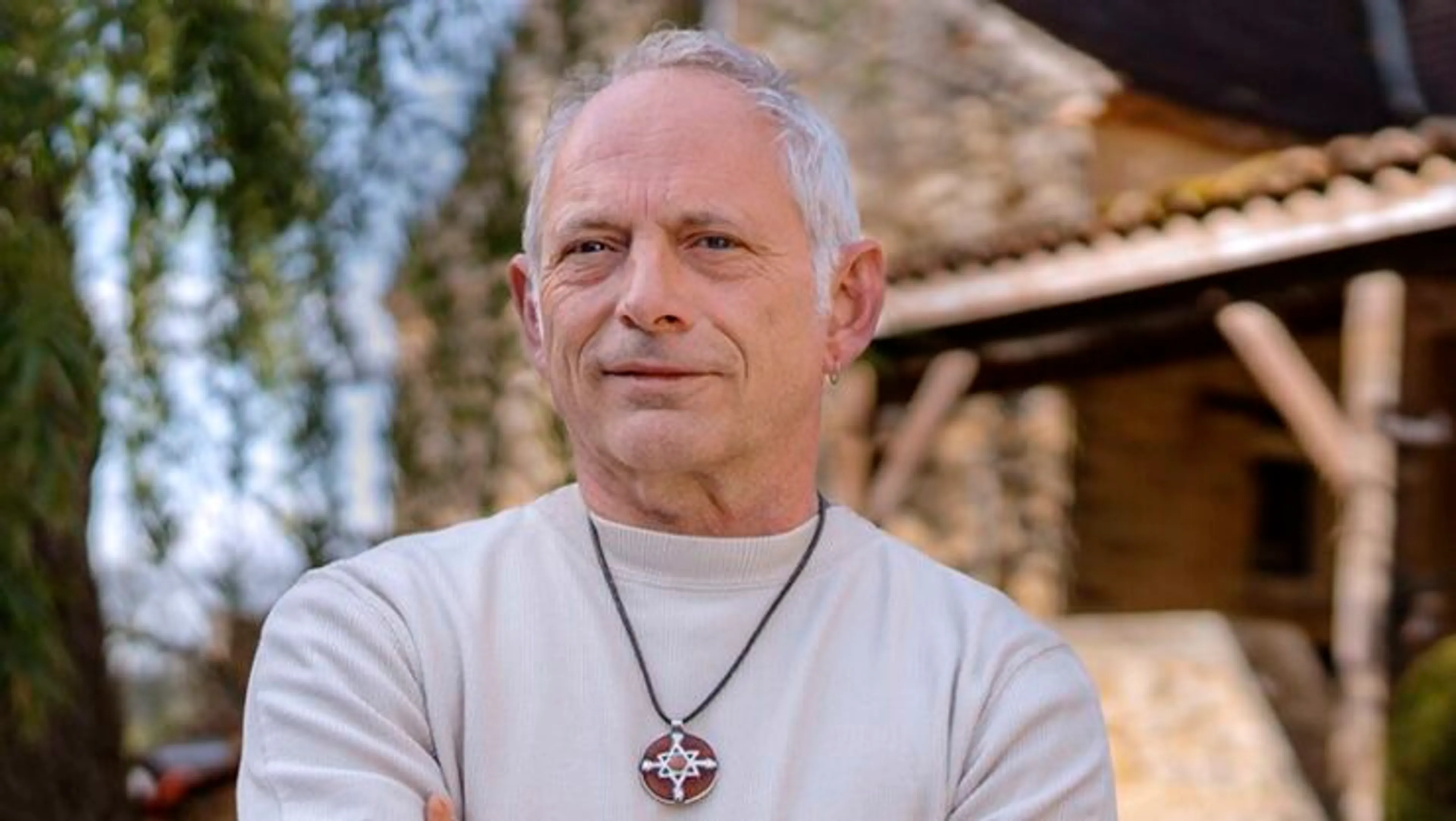 Is dit nu de relatiestatus van Hans uit B&B Vol Liefde?