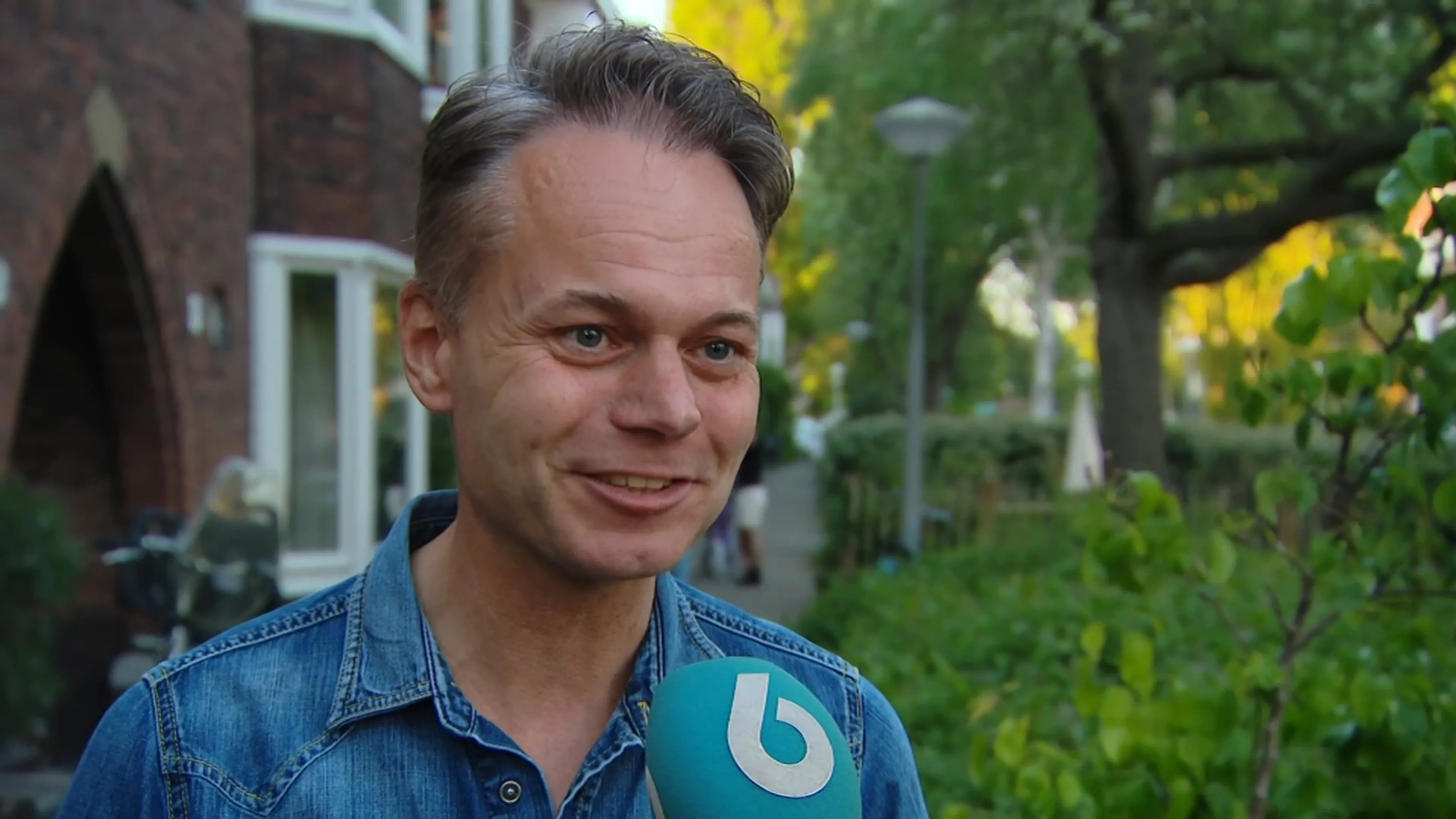 NOS pakt uit met Songfestival, AVROTROS niet blij